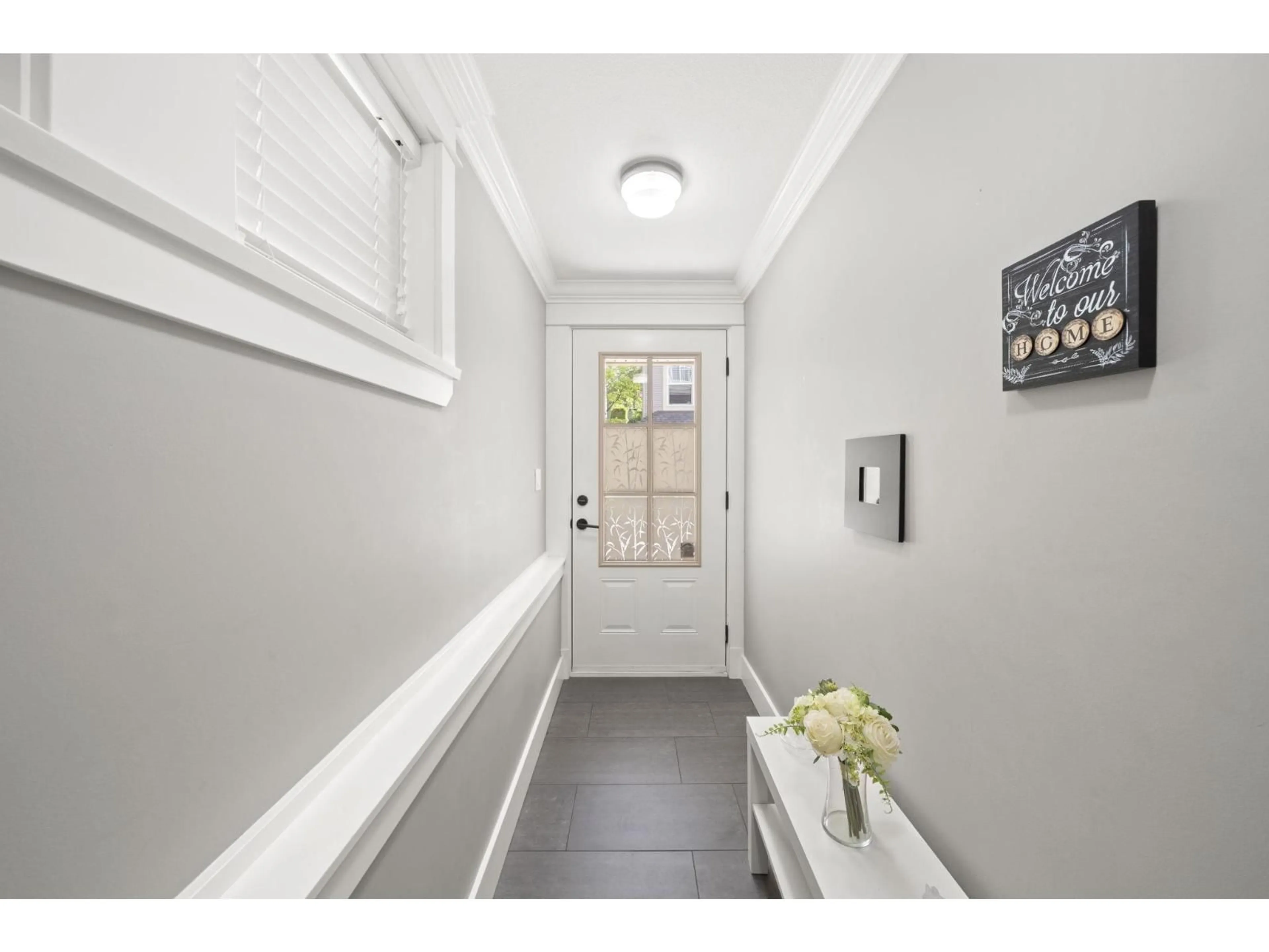 Indoor entryway for 9 - 7177 179 STREET, Surrey British Columbia V3S8C5