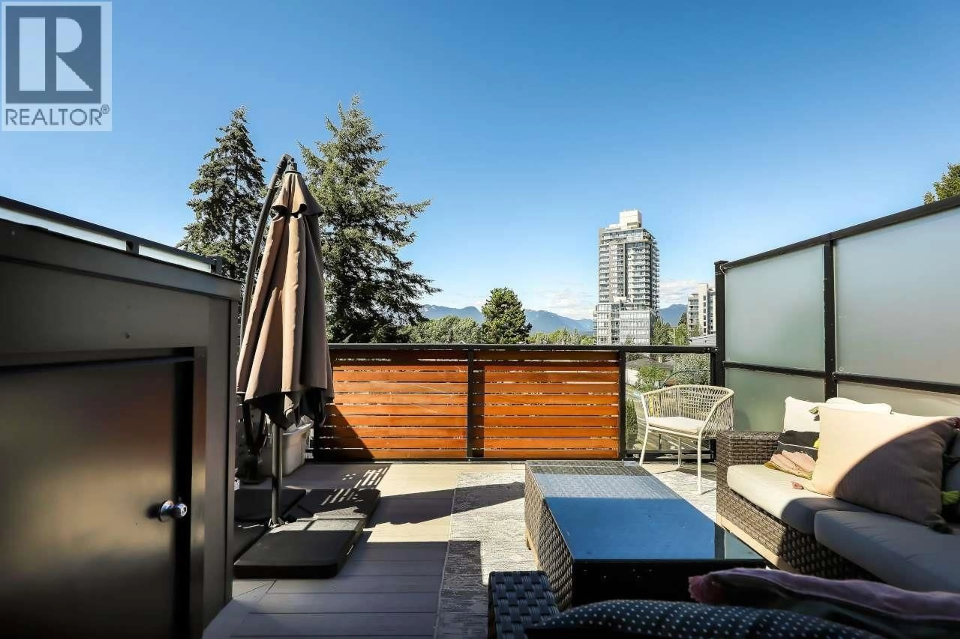 Patio, city buildings view from balcony for 2288 33RD AVENUE, Vancouver British Columbia V5N3G1