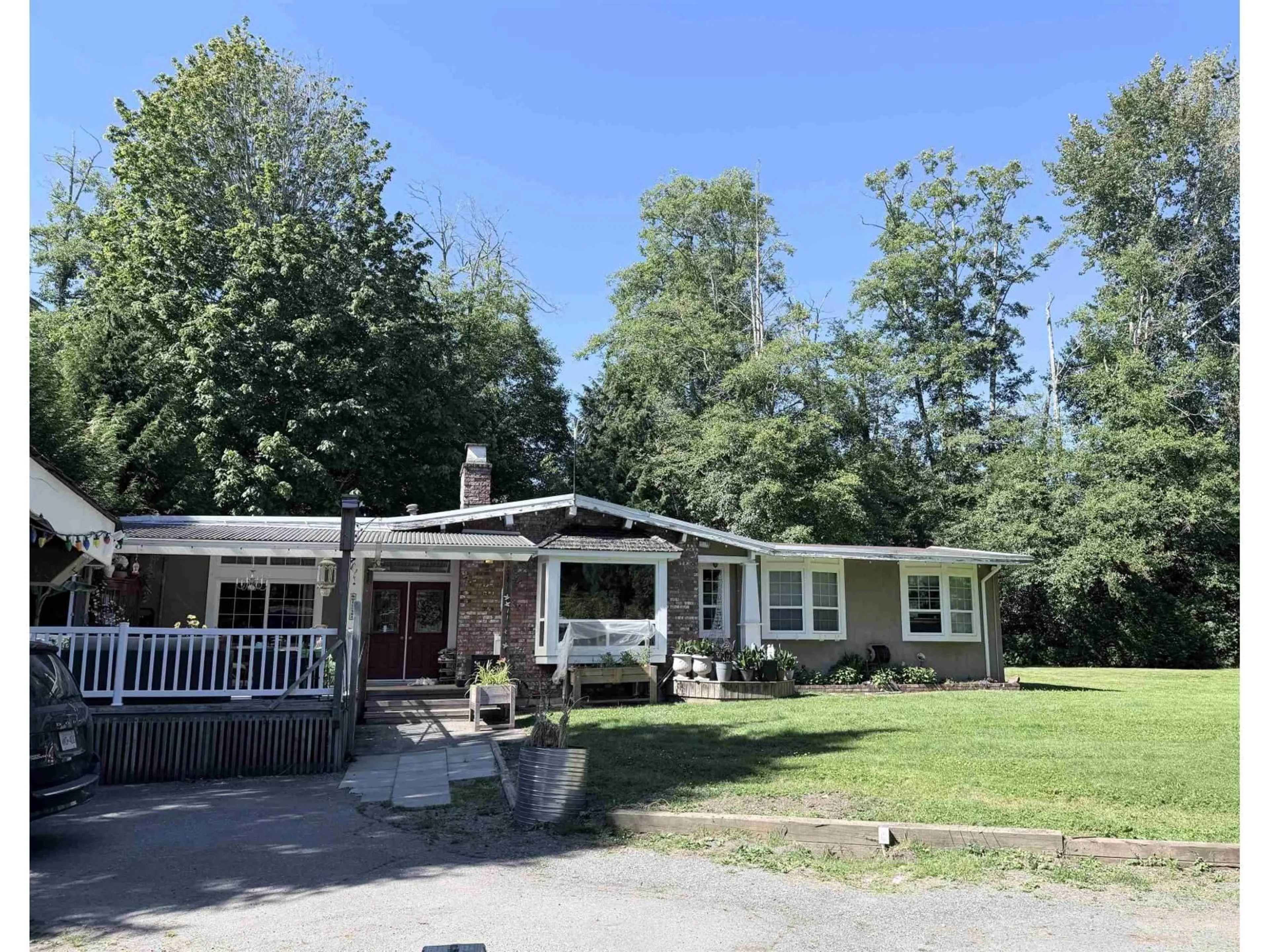 A pic from outside/outdoor area/front of a property/back of a property/a pic from drone, street for 2139 171 STREET, Surrey British Columbia V3Z9X6