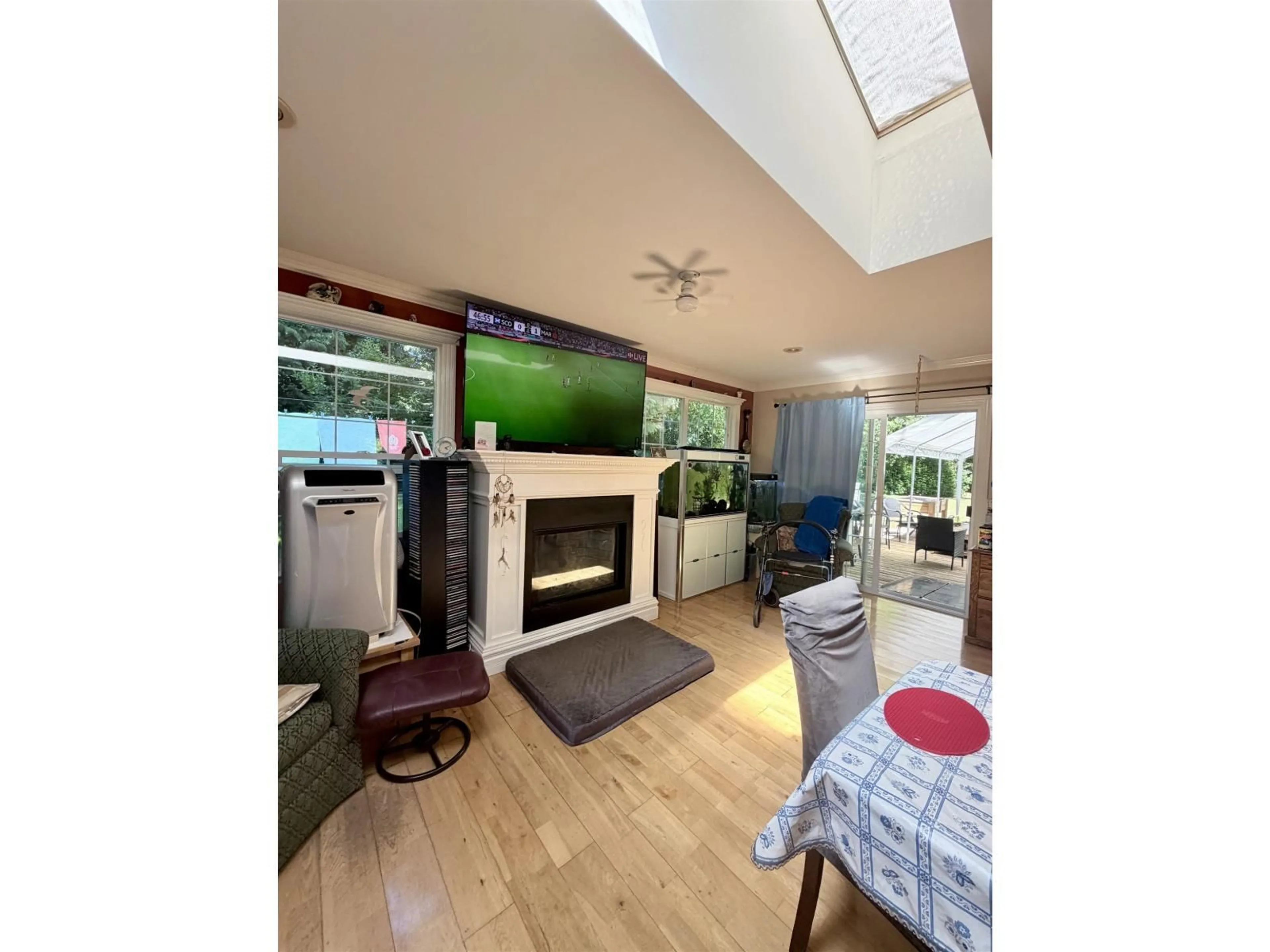 A pic of a room for 2139 171 STREET, Surrey British Columbia V3Z9X6