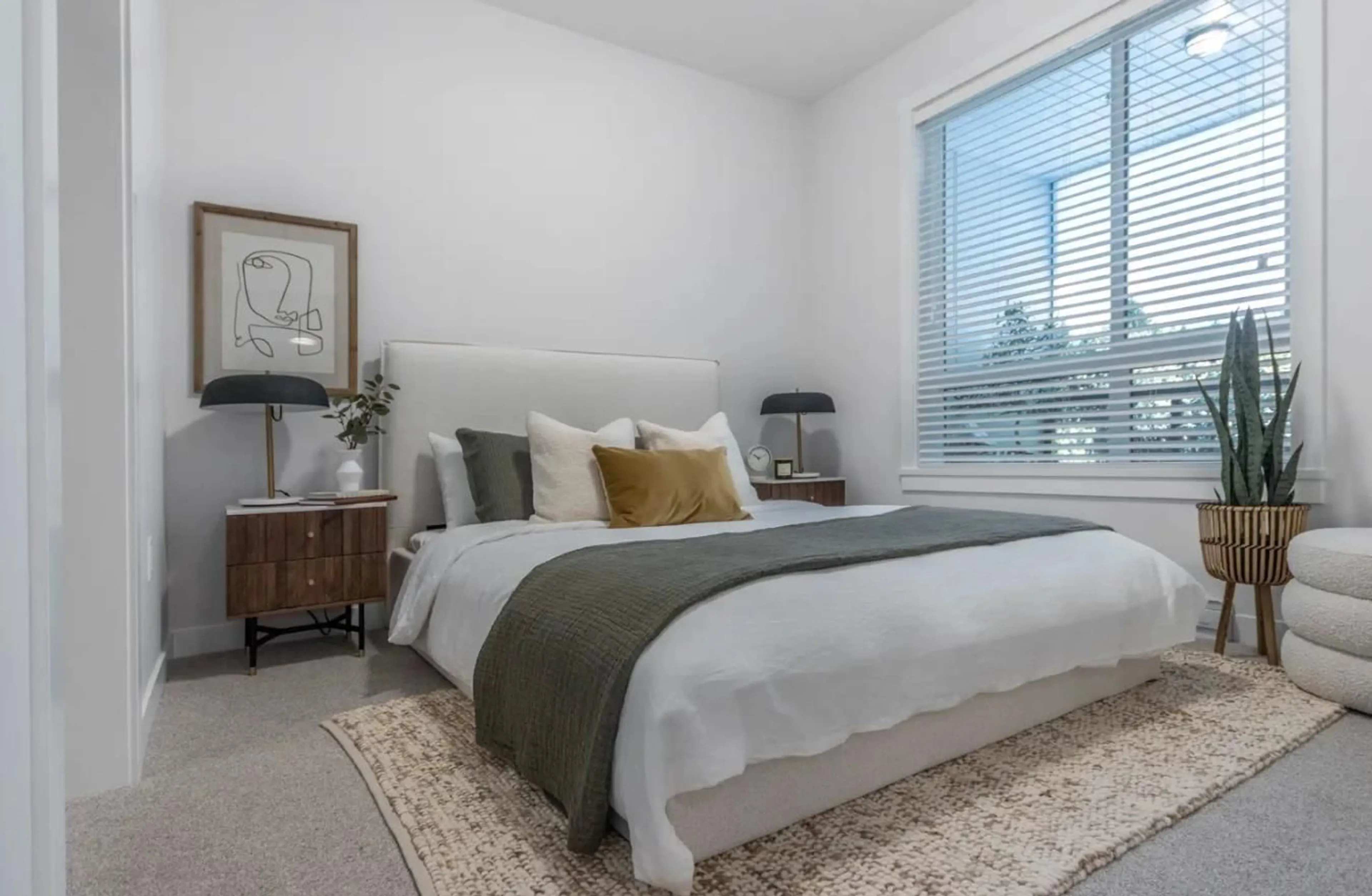 Bedroom with bed, unknown for 605 - 33281 2 AVENUE, Mission British Columbia V2V1J9