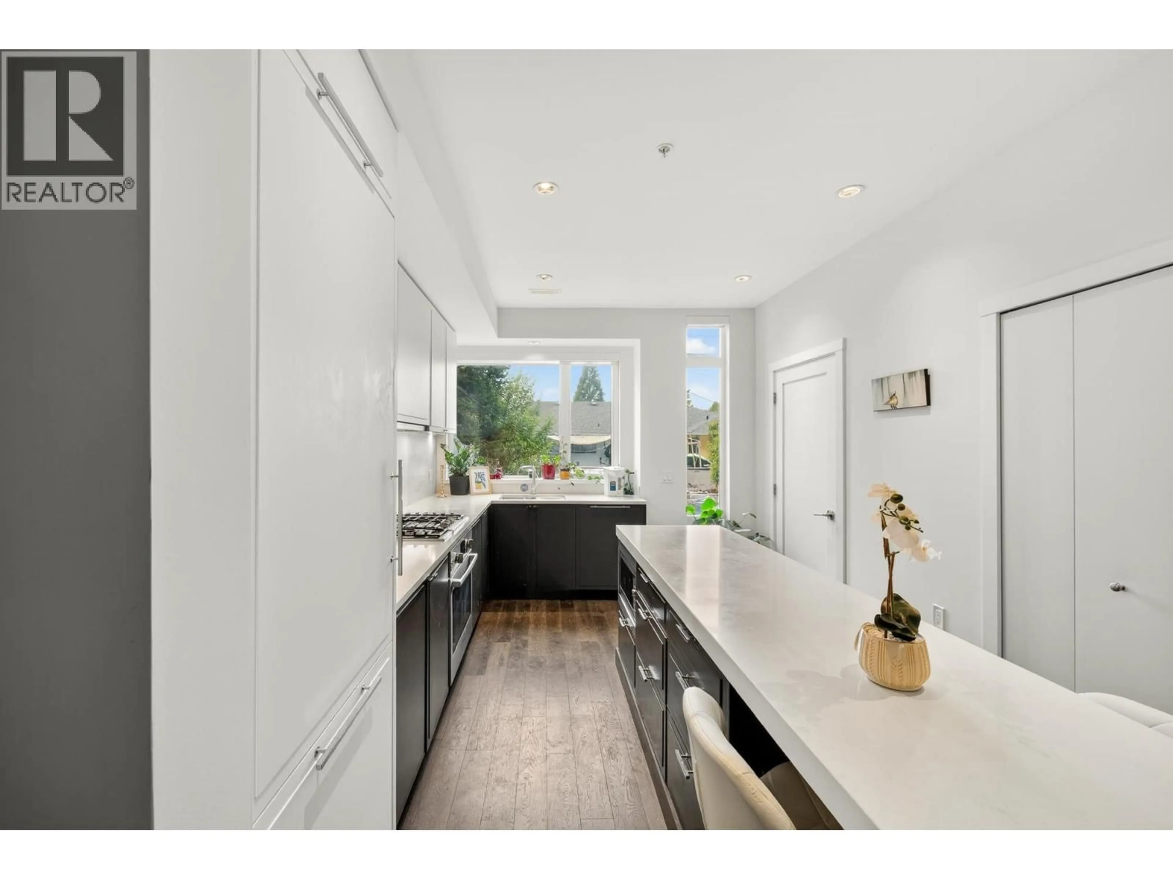 Open concept kitchen, unknown for 7601 YUKON STREET, Vancouver British Columbia V5X2Y4
