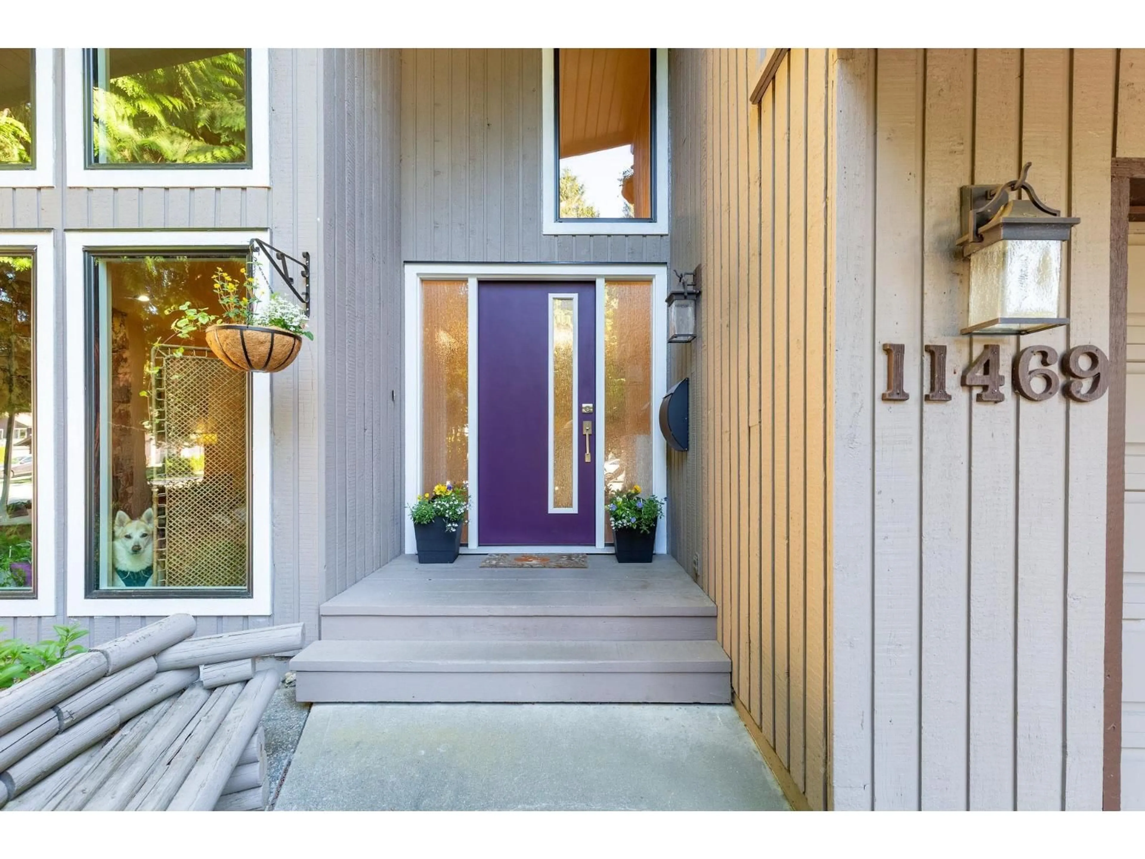 Indoor entryway for 11469 LYON ROAD, Delta British Columbia V4E2K1