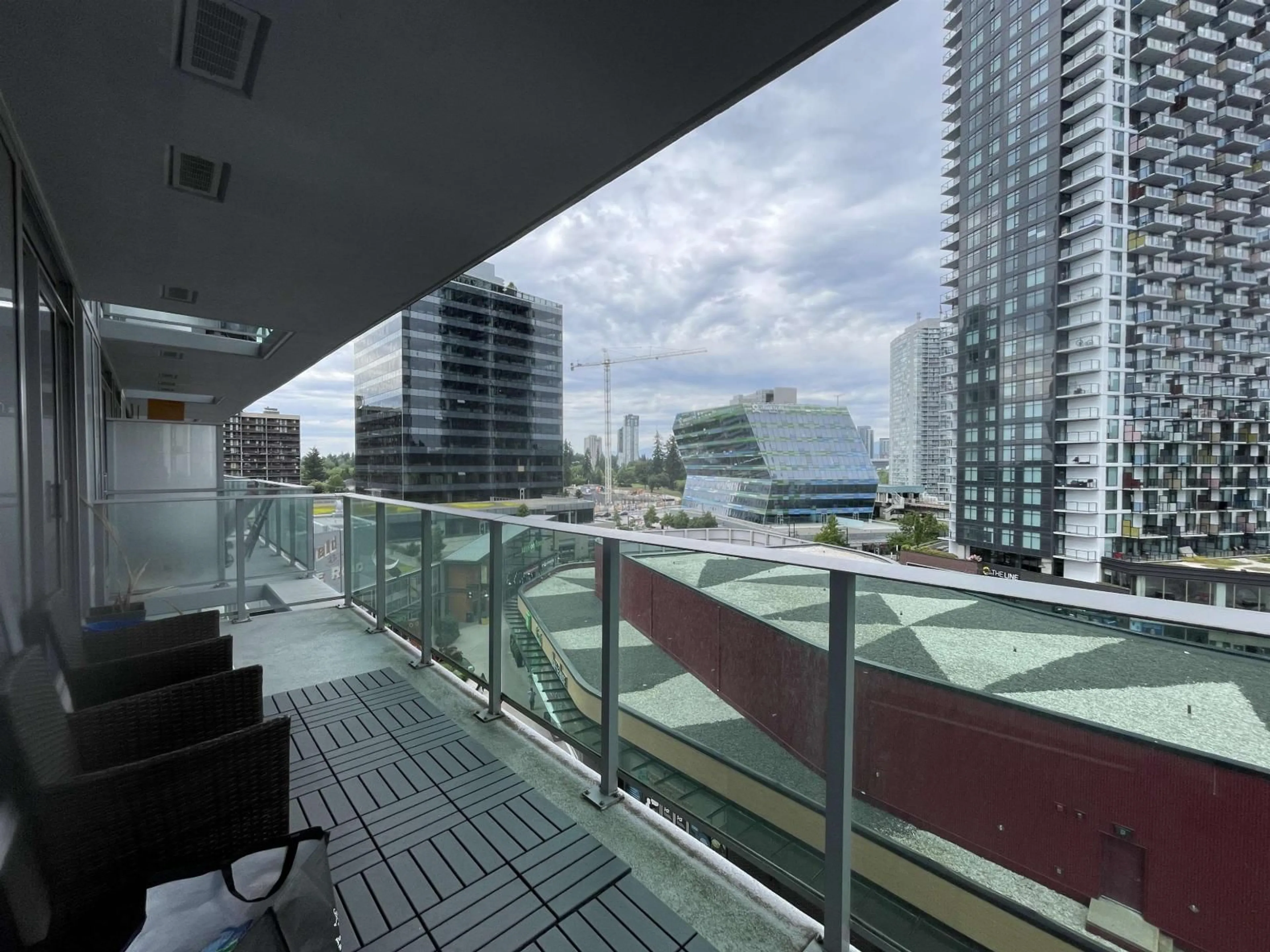 Balcony in the apartment, city buildings view from balcony for 708 - 13655 FRASER HIGHWAY, Surrey British Columbia V3T0P8
