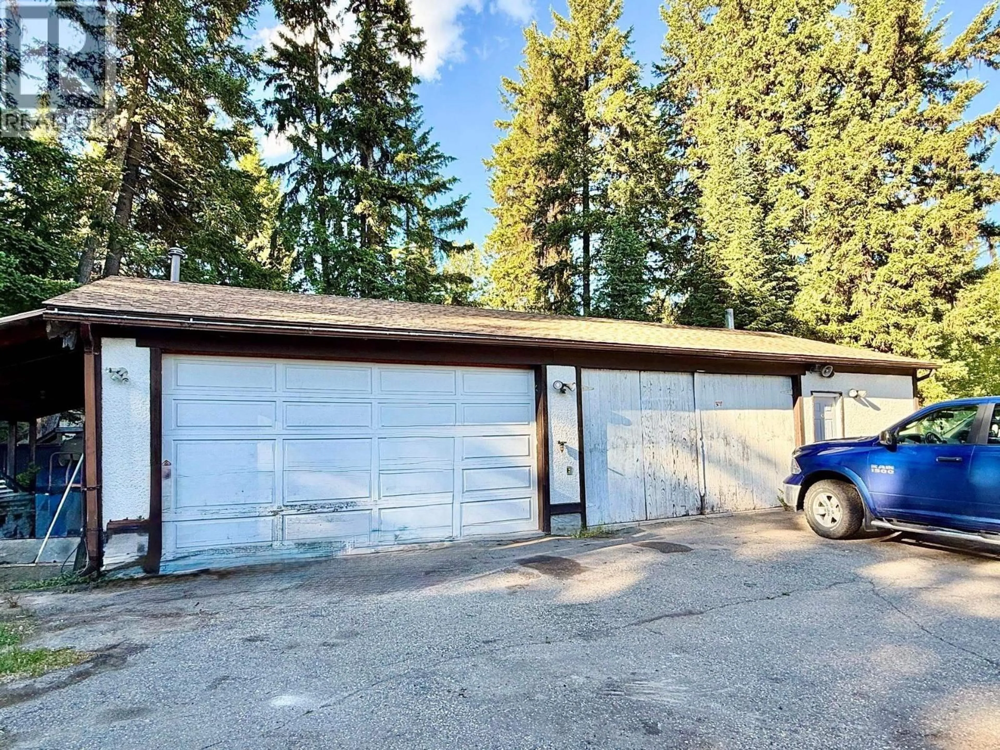 Indoor garage for 2423 CARLE DRIVE, Prince George British Columbia V2K4Z5