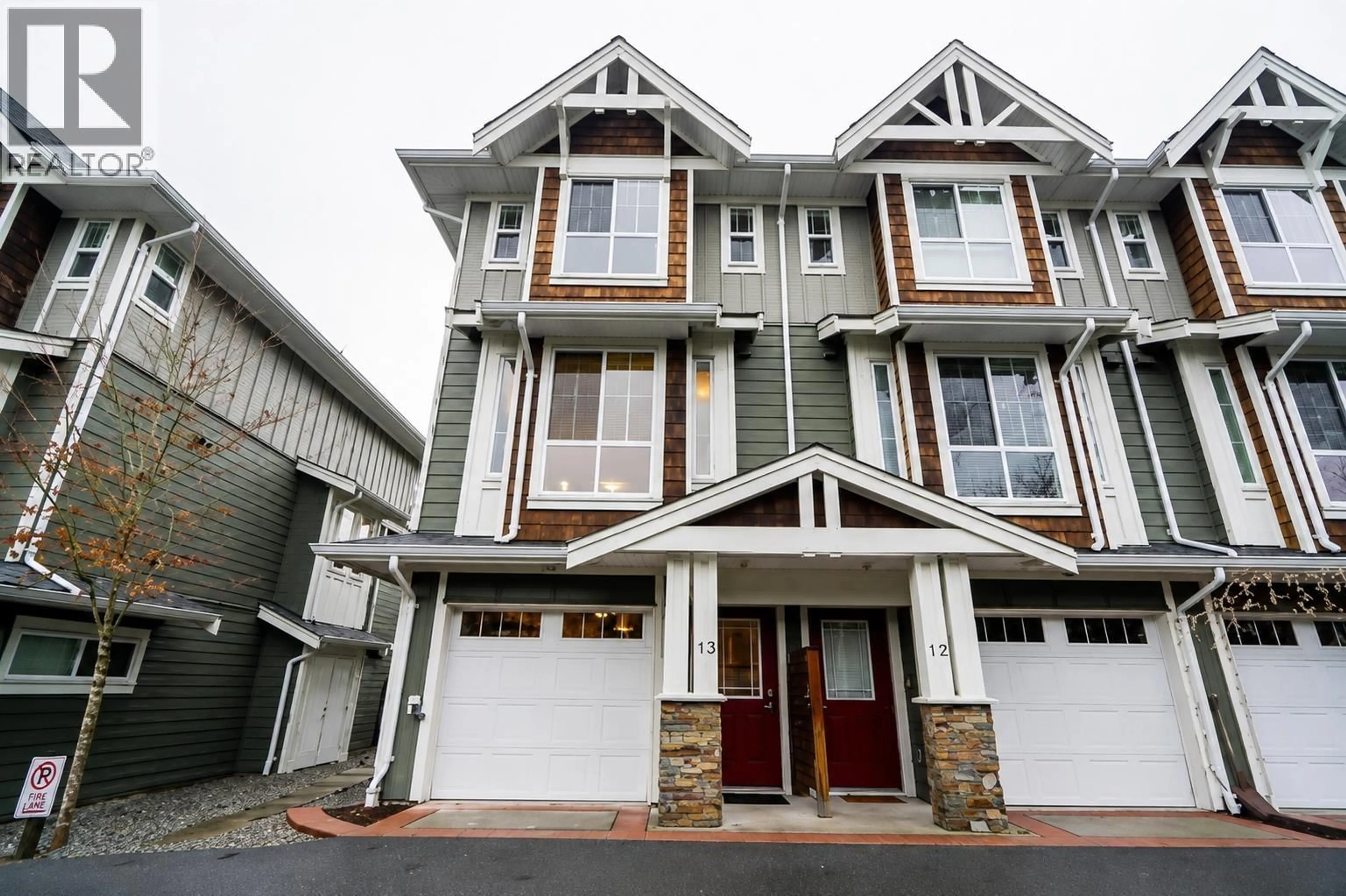Home with vinyl exterior material, street for 12 - 9989 240A STREET, Maple Ridge British Columbia V2W1Z9