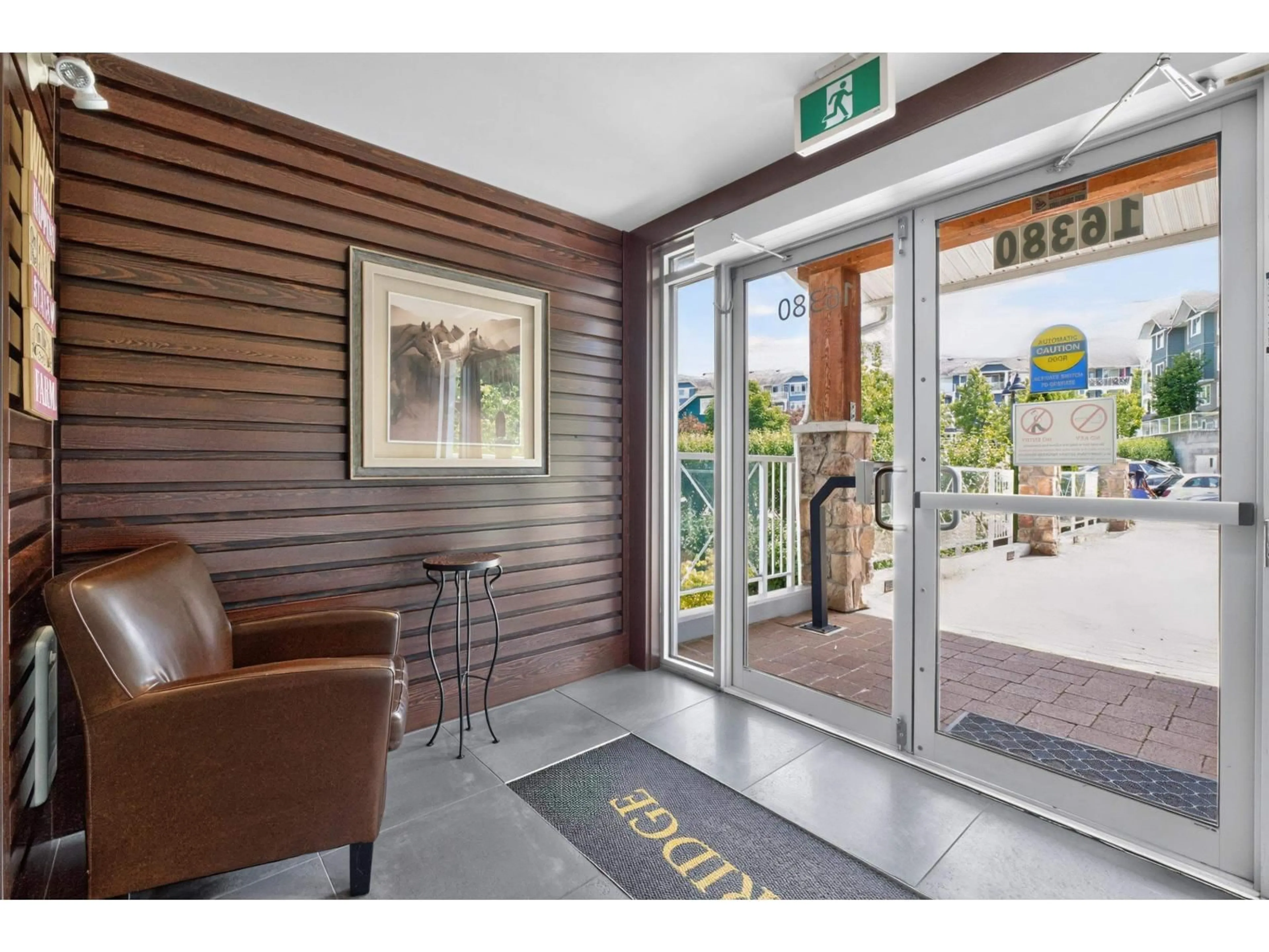 Indoor foyer for 309 - 16380 64 AVENUE, Surrey British Columbia V3S6X6