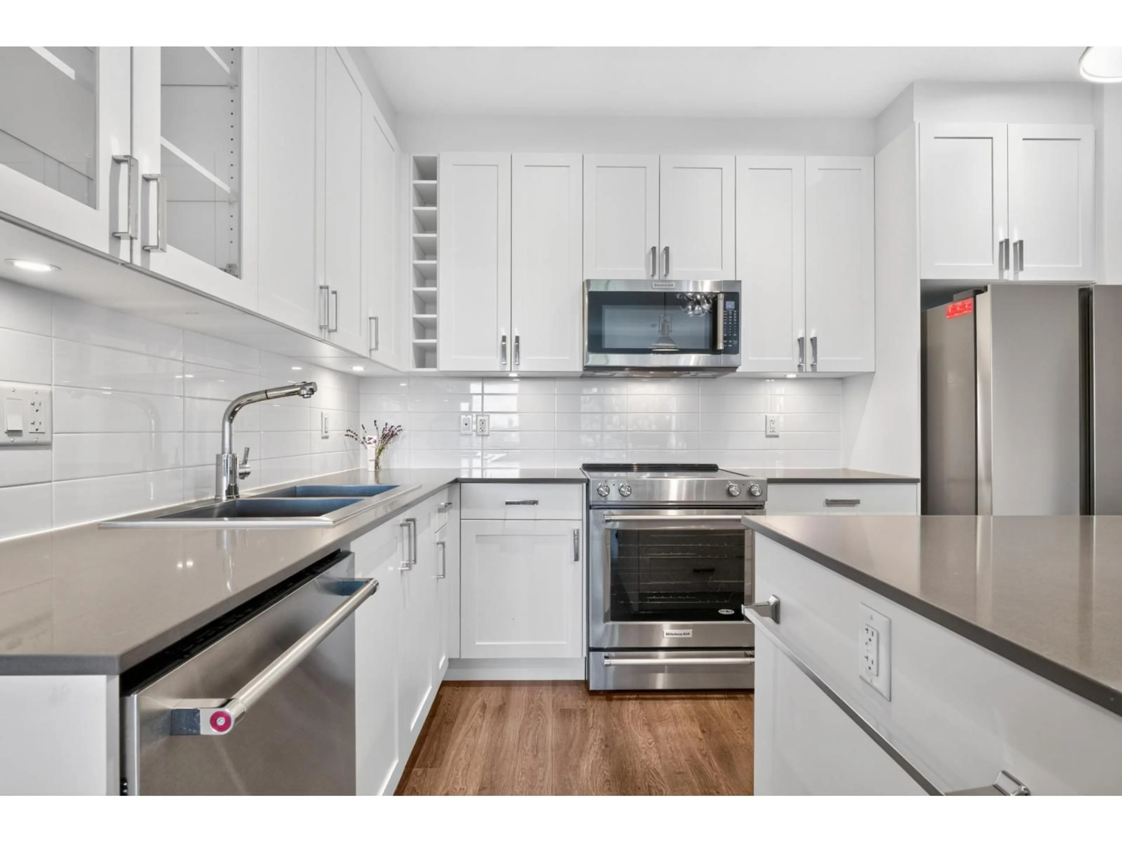 Unknown for 309 - 16380 64 AVENUE, Surrey British Columbia V3S6X6