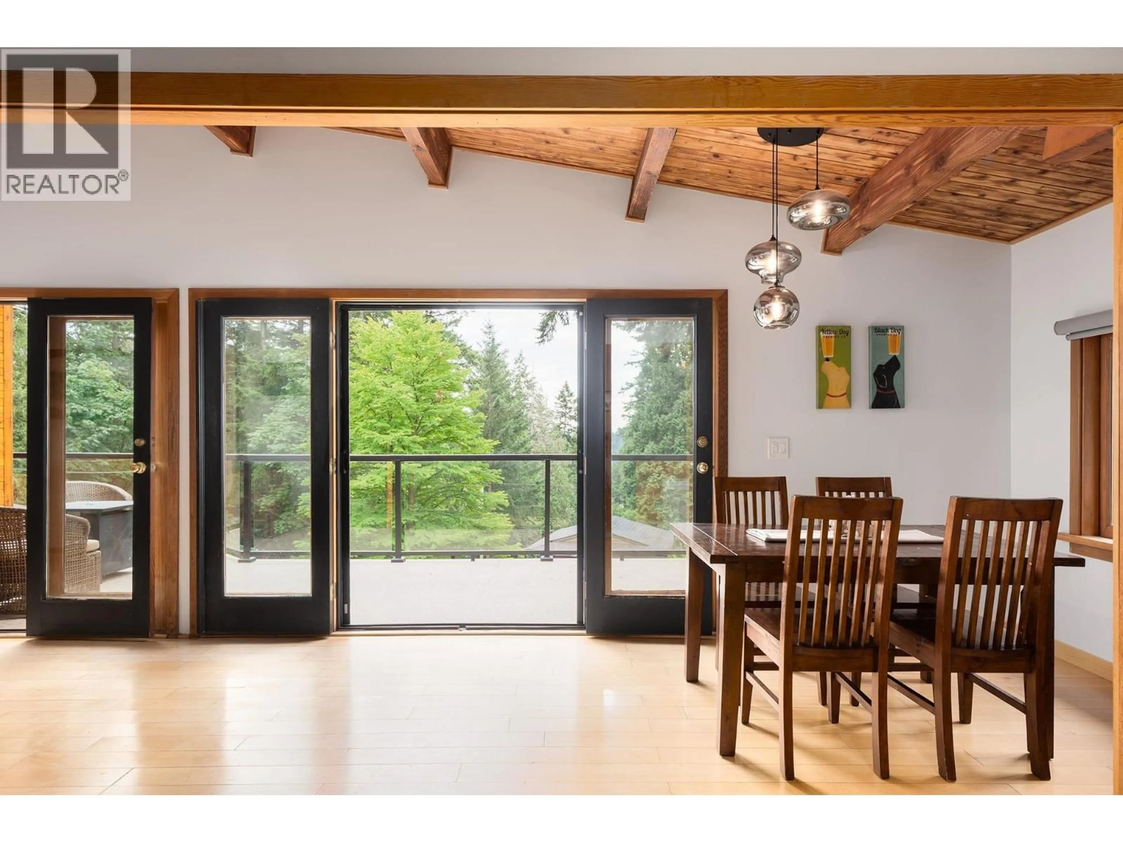 Dining room, wood/laminate floor for 1222 MILLER ROAD, Bowen Island British Columbia V0N1G1