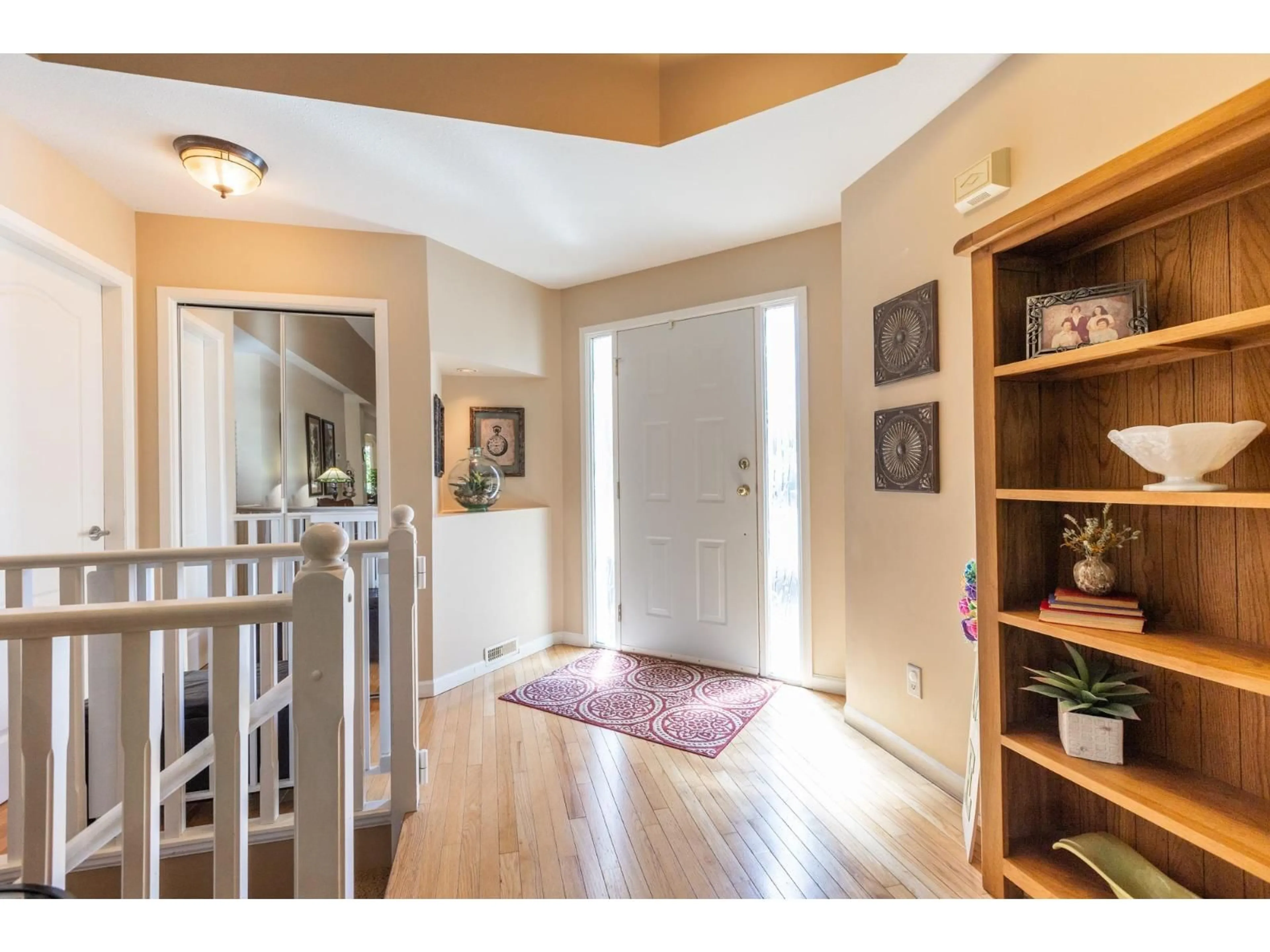 Indoor entryway for 13 - 31501 UPPER MACLURE ROAD, Abbotsford British Columbia V2T5S6