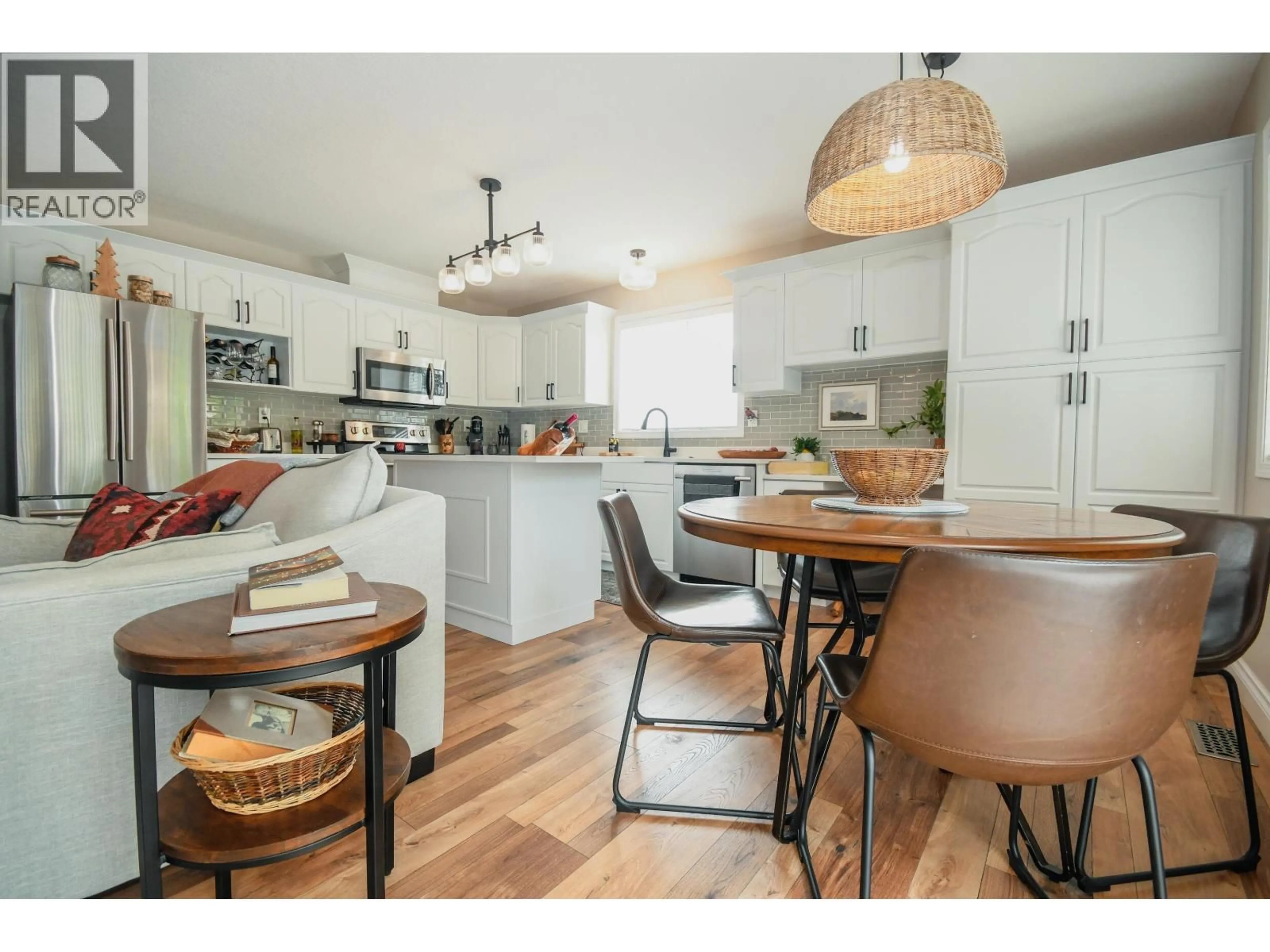 Open concept kitchen, wood/laminate floor for 3254 VISTA VIEW ROAD, Prince George British Columbia V2N6R7