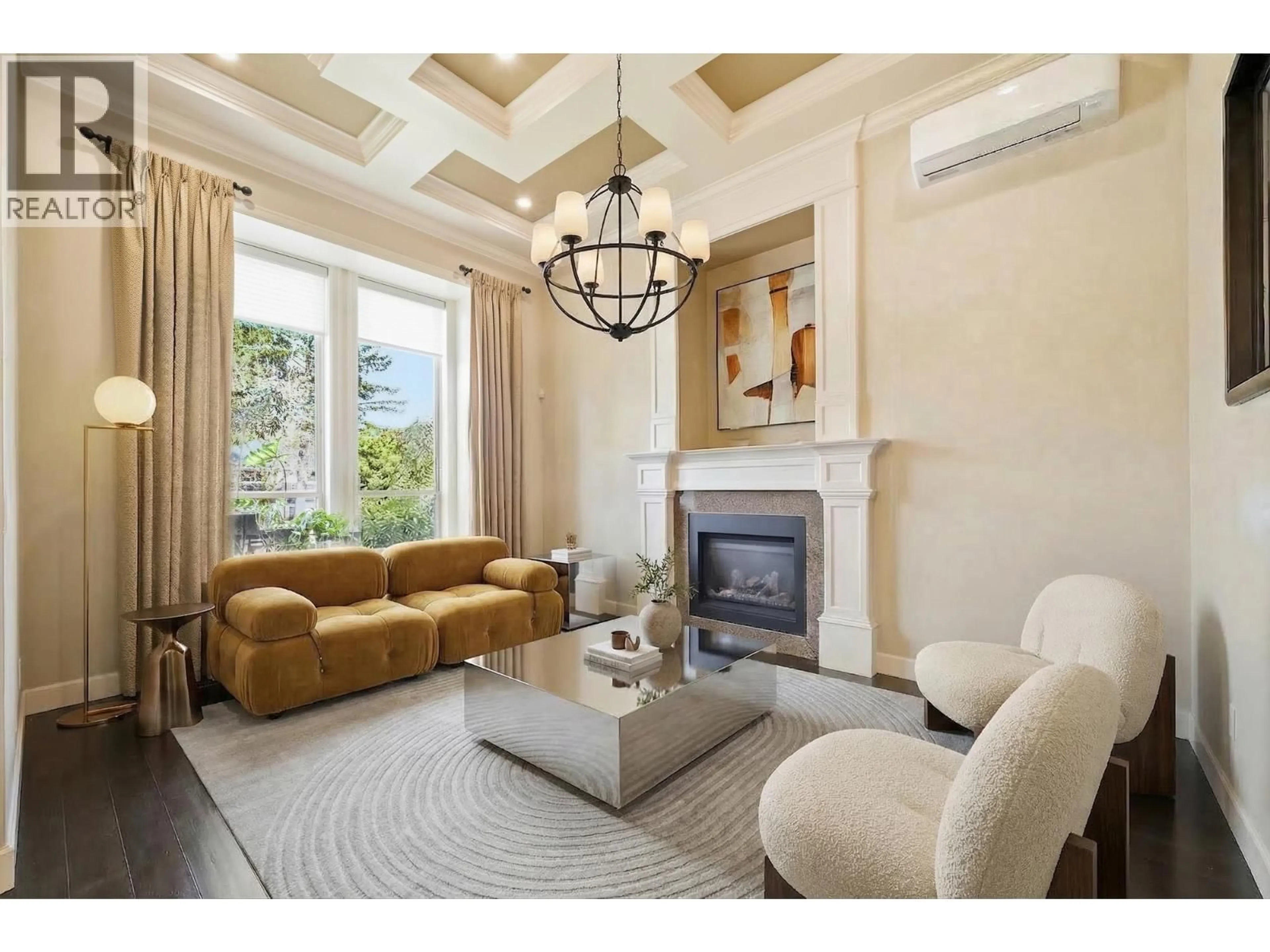 Living room with furniture, unknown for 7440 KRAFT CRESCENT, Burnaby British Columbia V5A1Z5