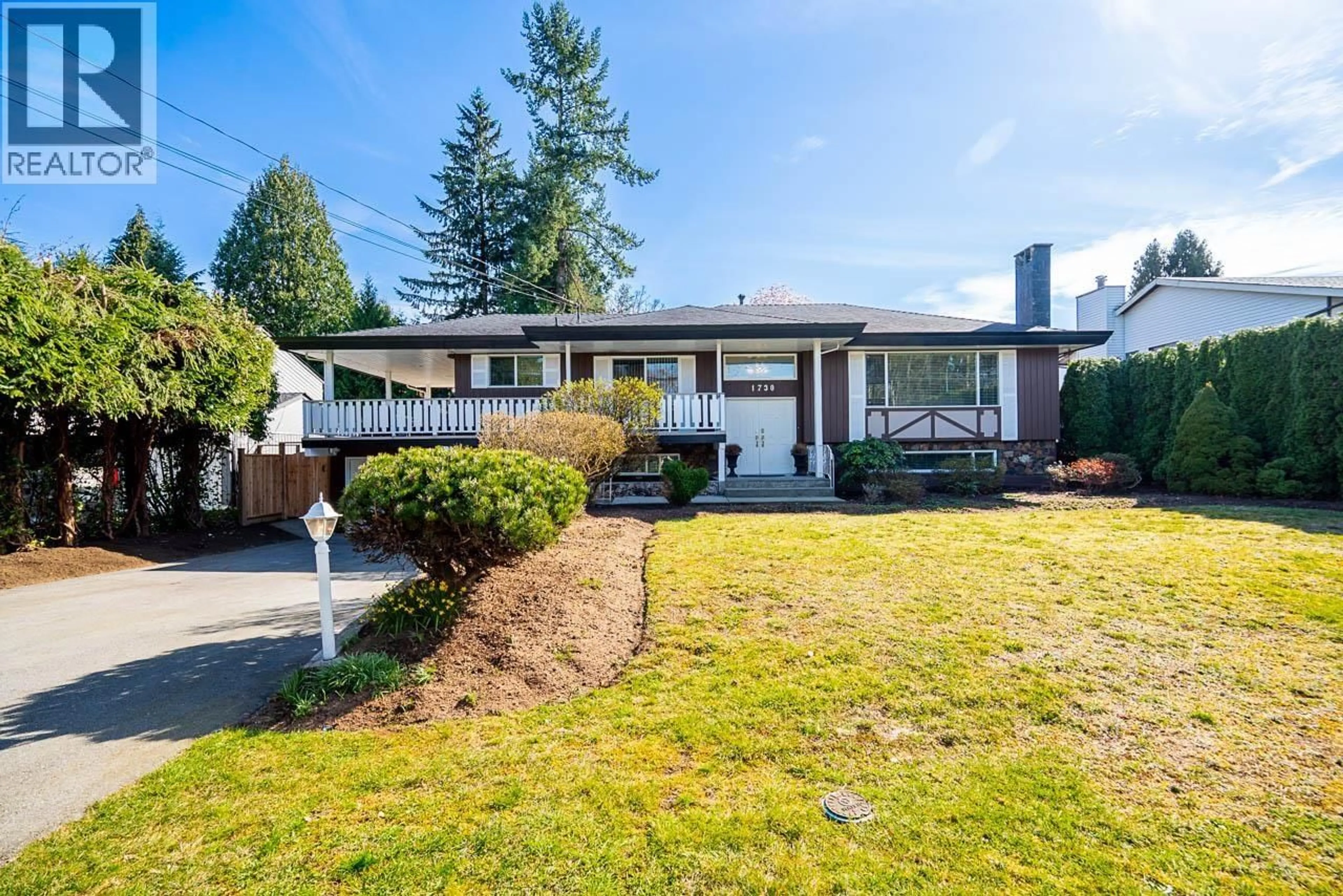 Home with vinyl exterior material, street for 1730 WESTMINSTER AVENUE, Port Coquitlam British Columbia V3B1E2