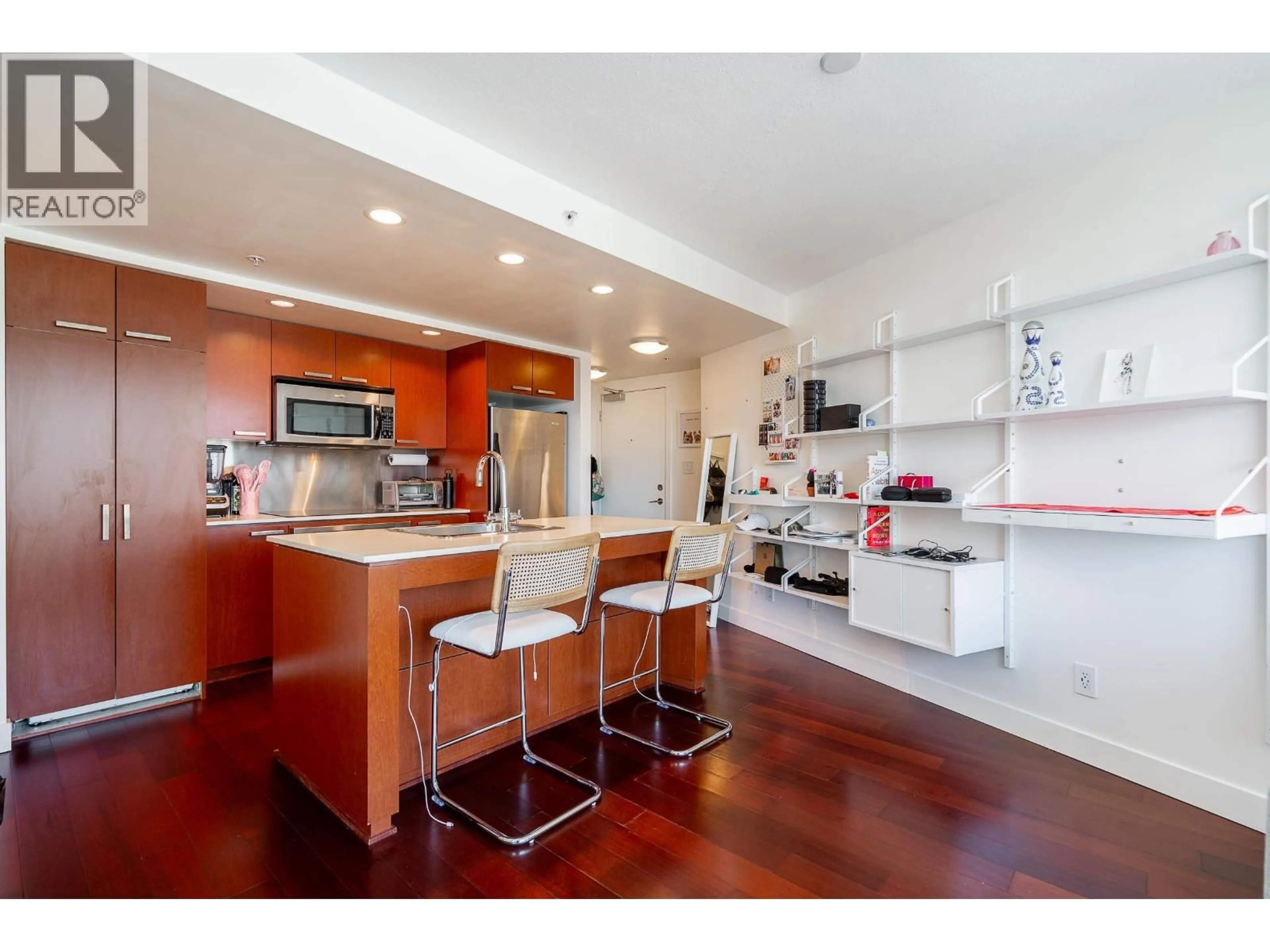 Open concept kitchen, wood/laminate floor for 2206 - 1255 SEYMOUR STREET, Vancouver British Columbia V6B0H1