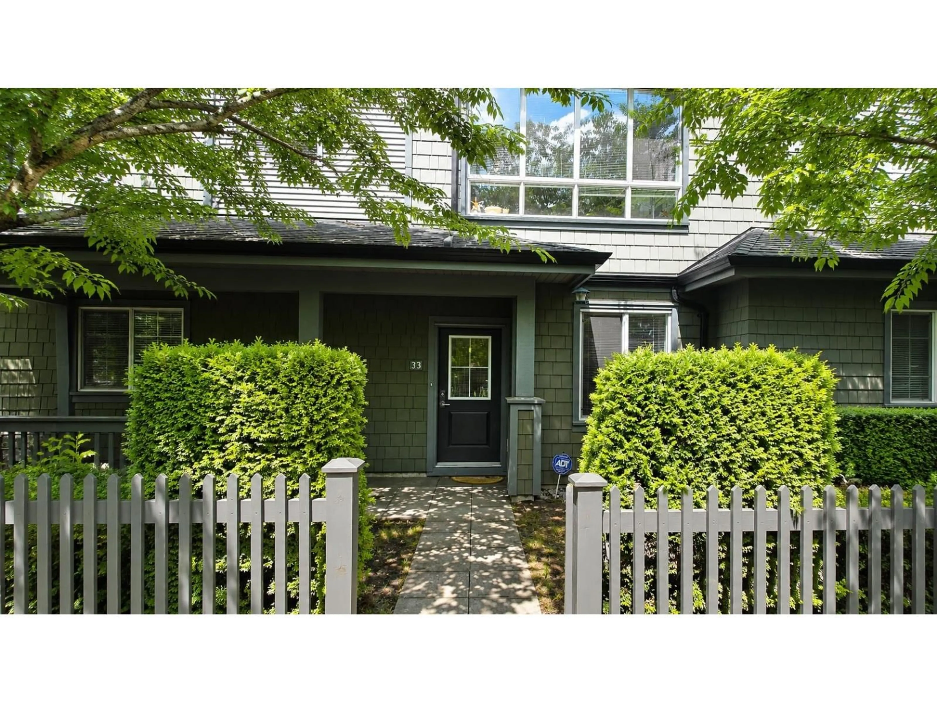 Unknown for 33 - 8138 204 STREET, Langley British Columbia V2Y0T4