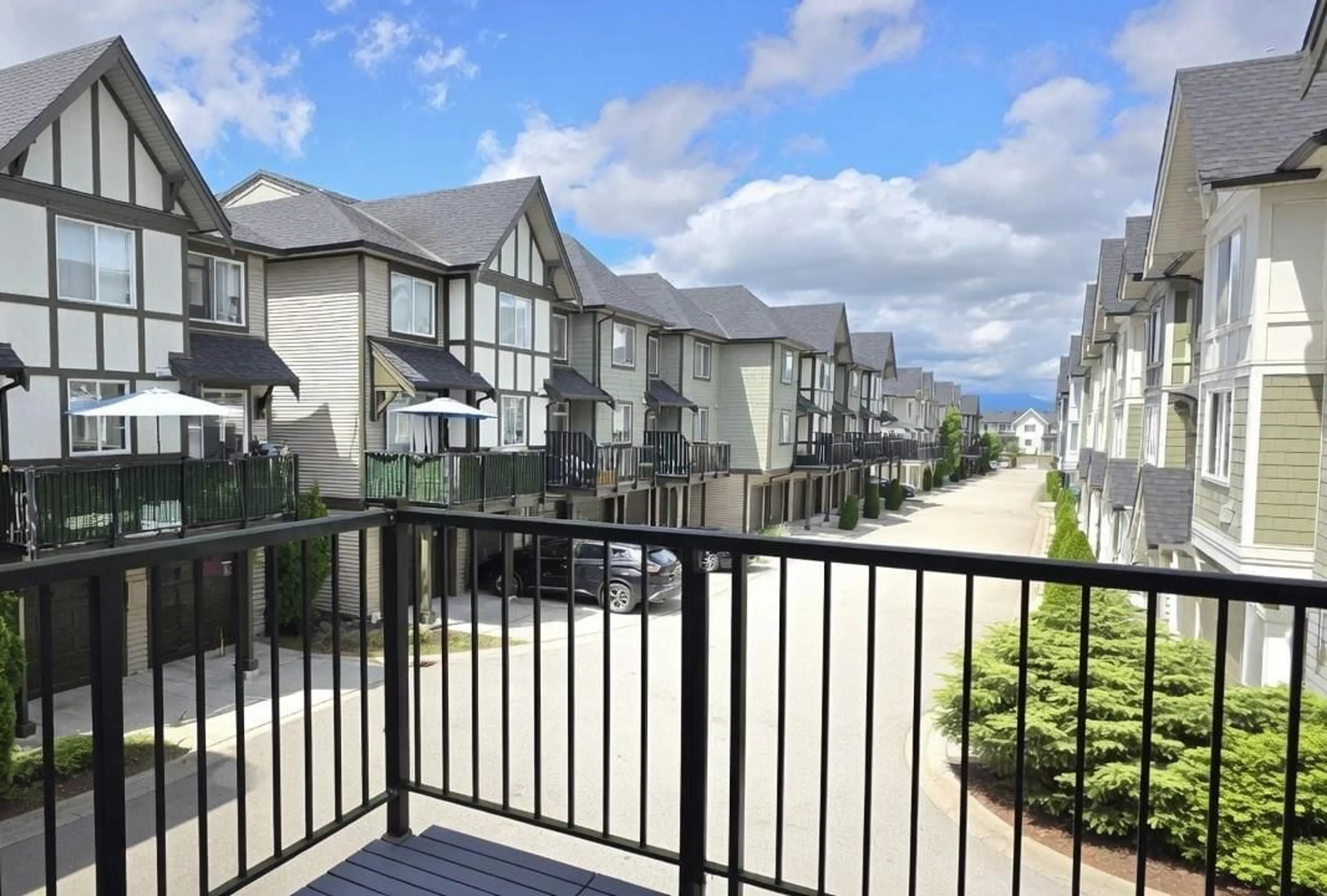 Patio, unknown for 33 - 8138 204 STREET, Langley British Columbia V2Y0T4