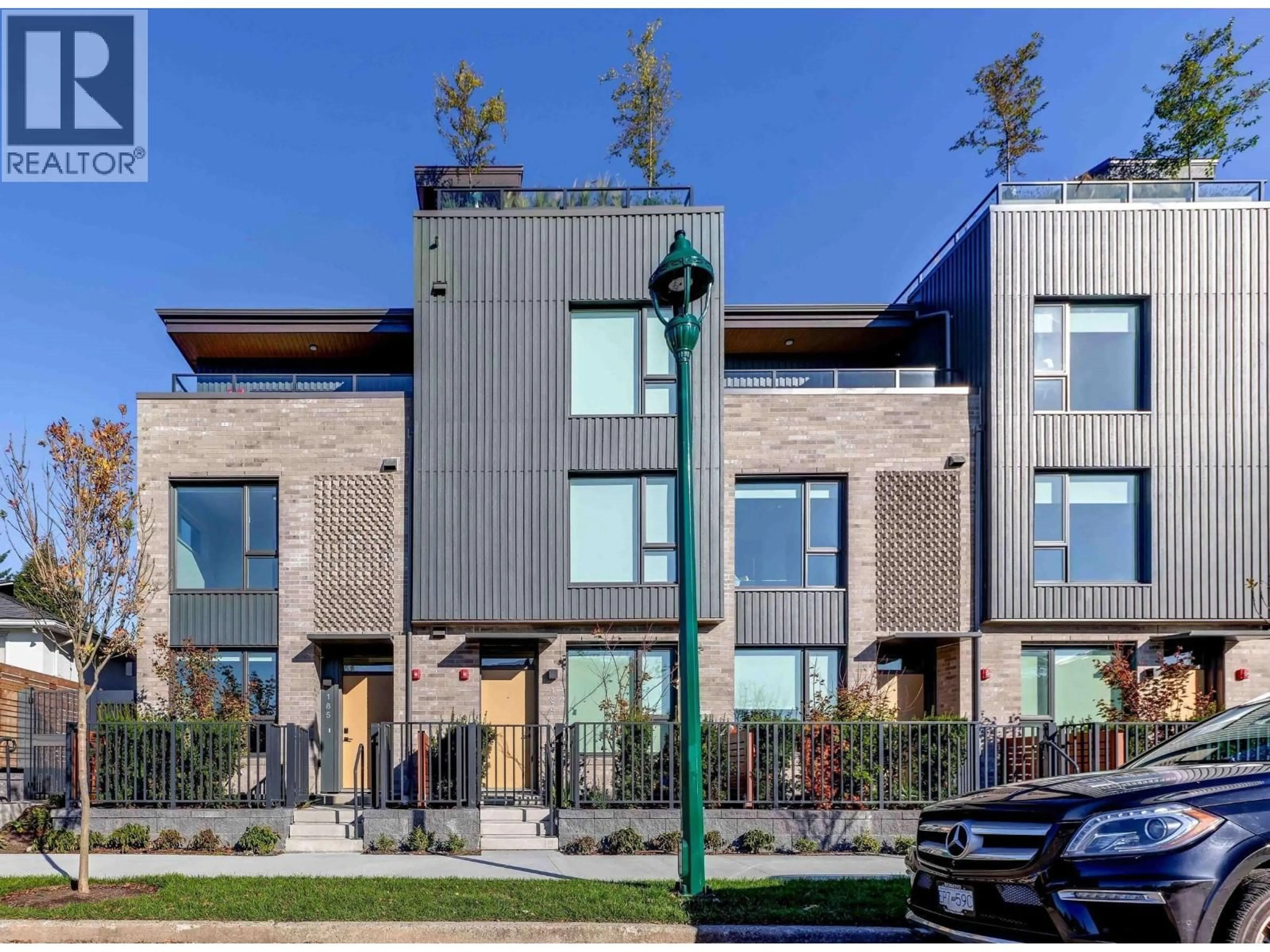 Home with brick exterior material, street for 185 - 815 49TH AVENUE, Vancouver British Columbia V5Z2S6