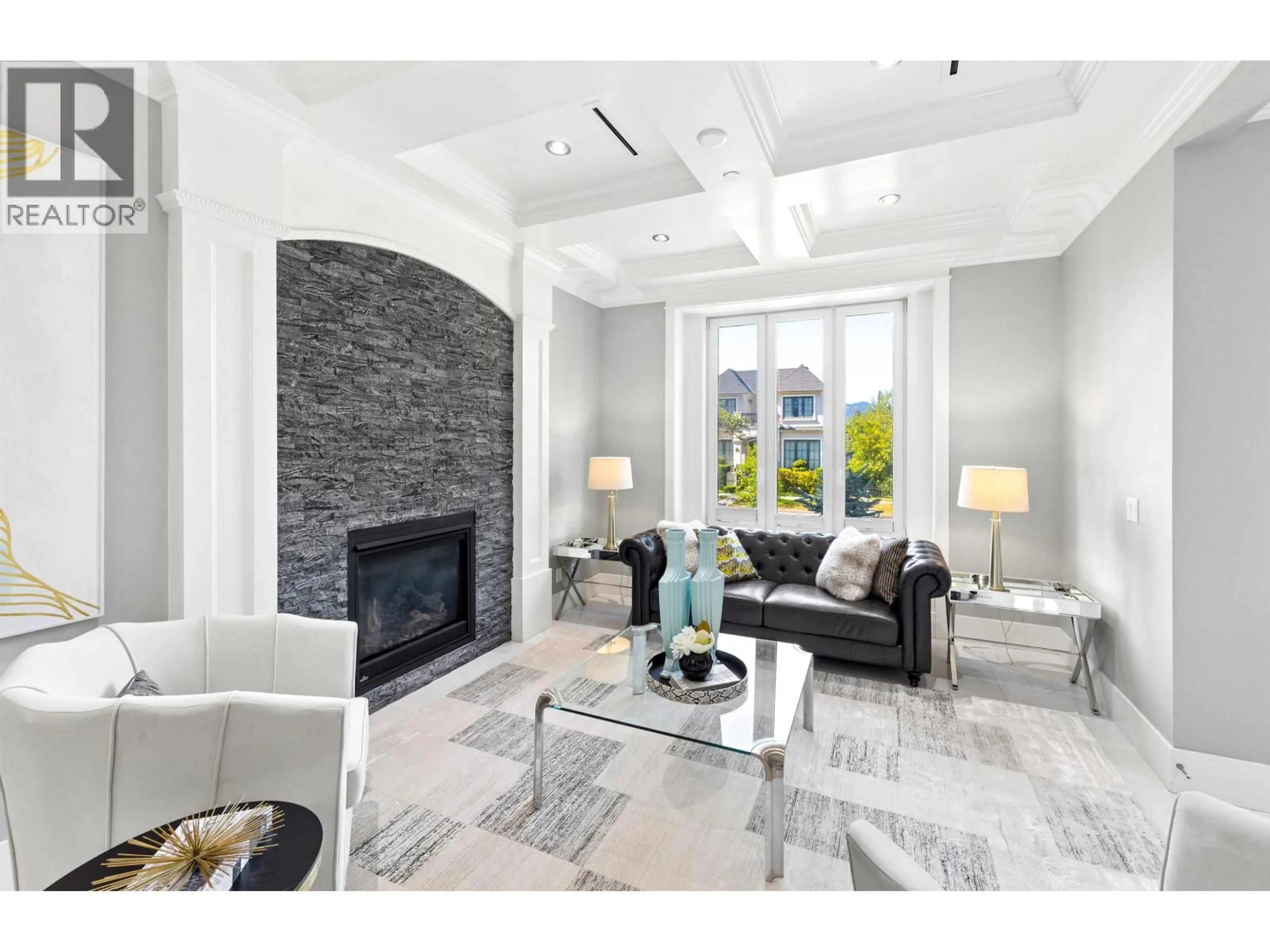 Living room with furniture, ceramic/tile floor for 3078 20TH AVENUE, Vancouver British Columbia V6L1H8