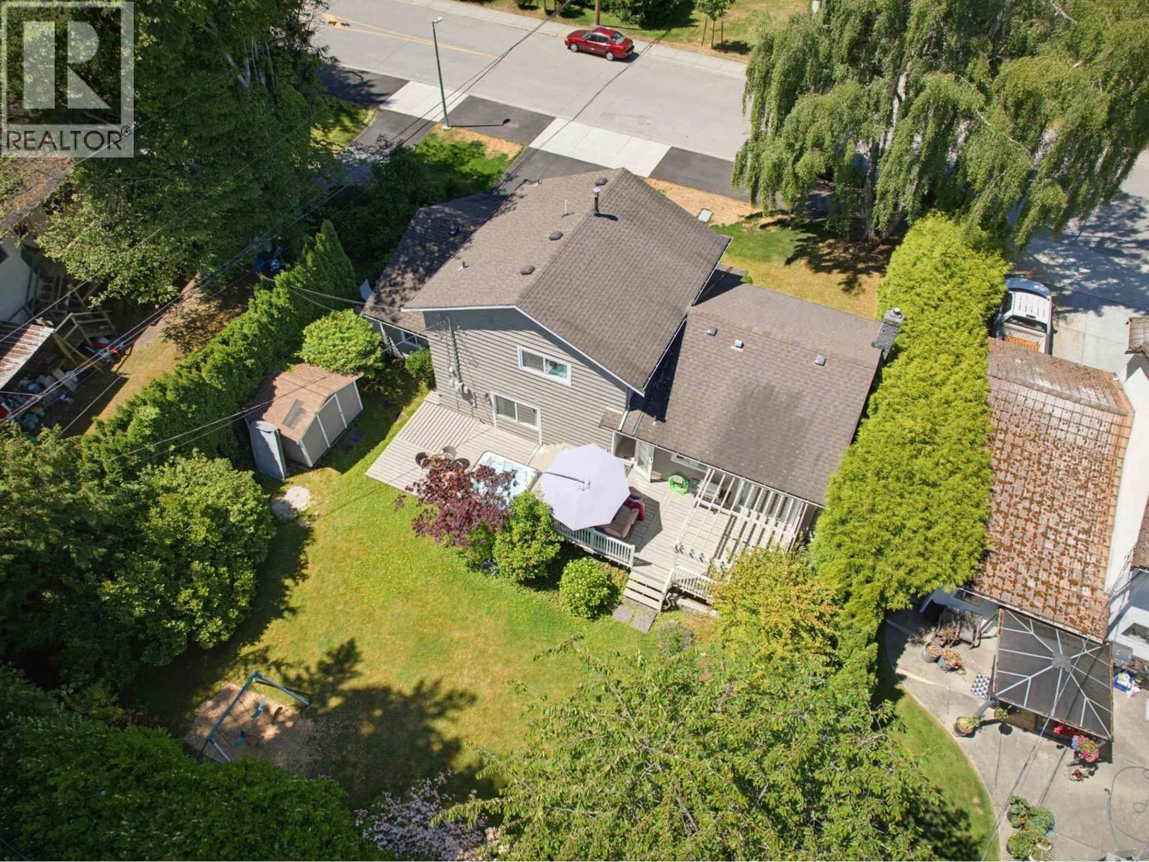 A pic from outside/outdoor area/front of a property/back of a property/a pic from drone, street for 856 55A STREET, Delta British Columbia V4M3M4