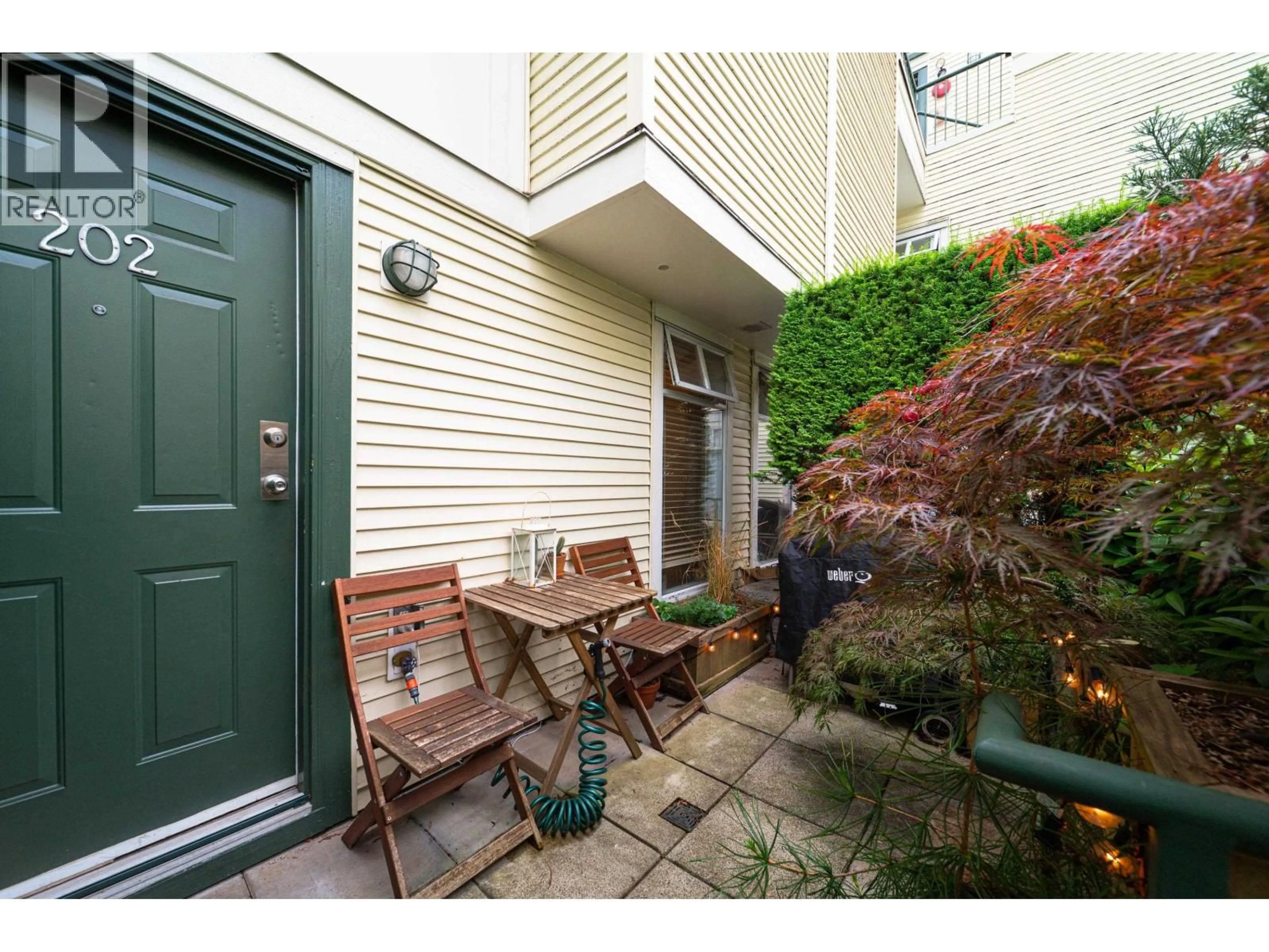 Patio, street for 202 - 3727 10TH AVENUE, Vancouver British Columbia V6R2G5