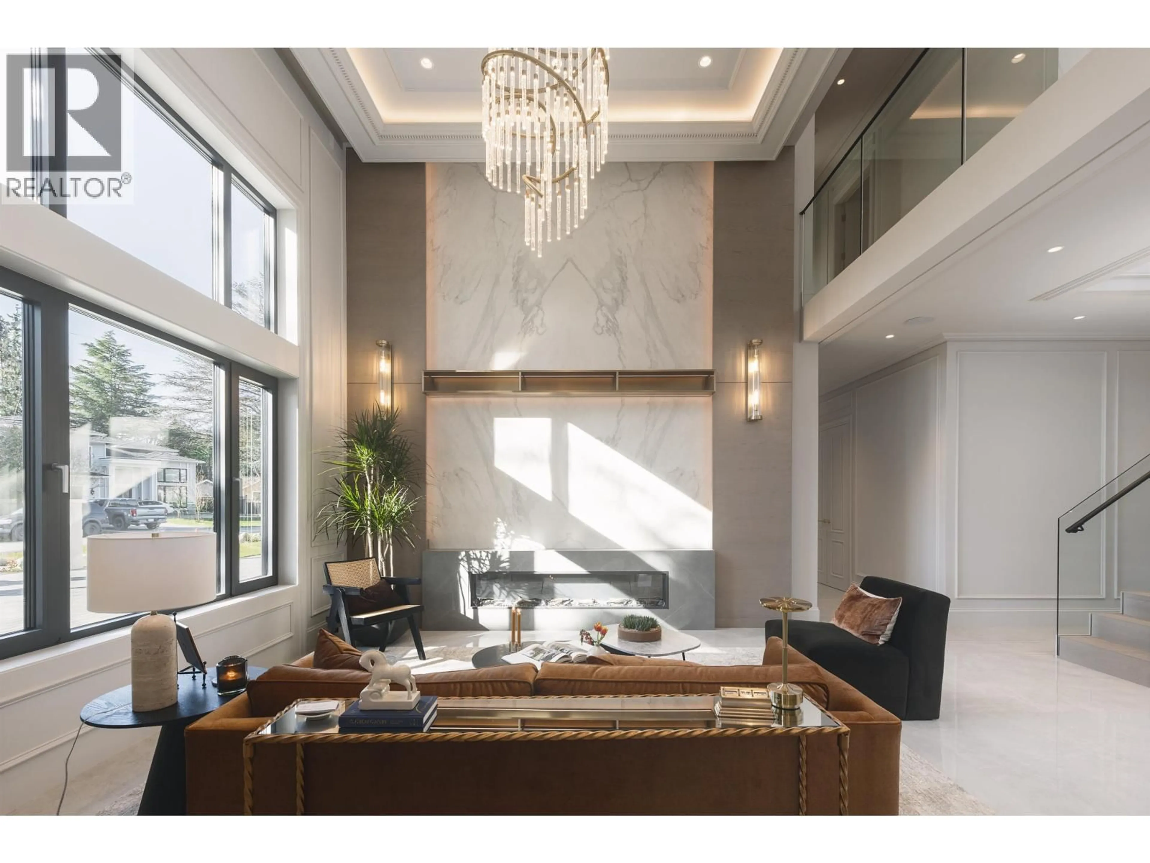 Lobby for 9640 PINEWELL CRESCENT, Richmond British Columbia V7A2C8