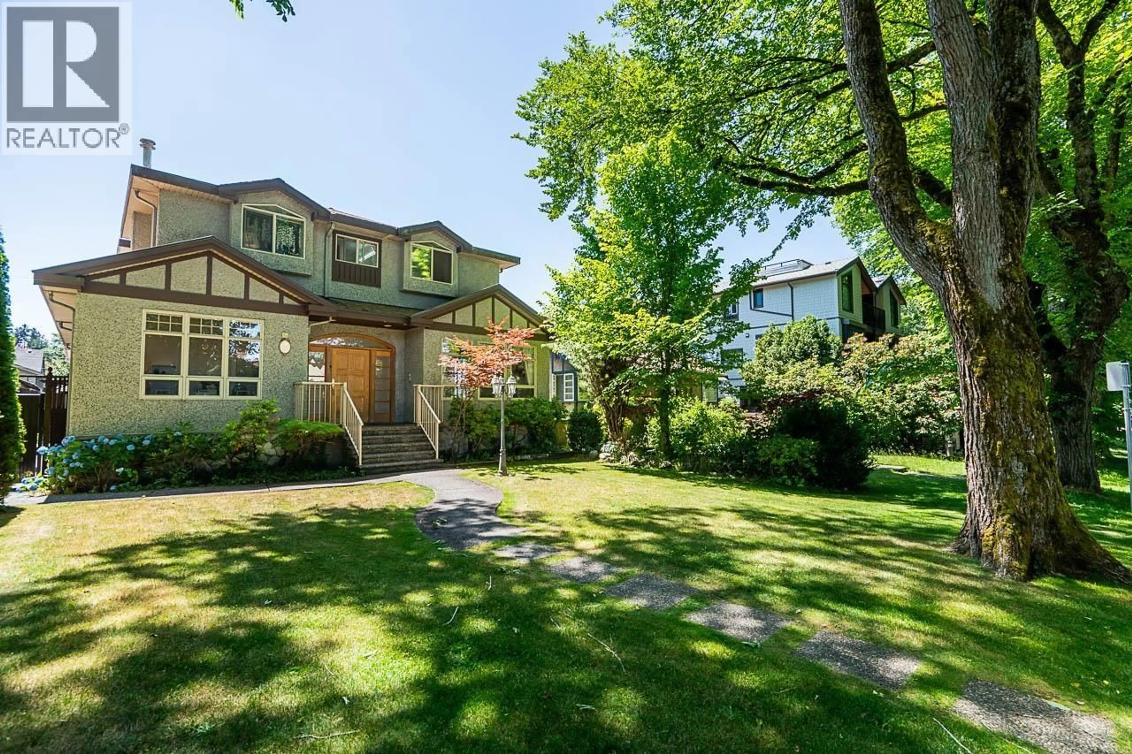Unknown for 732 26TH AVENUE, Vancouver British Columbia V5Z2E8