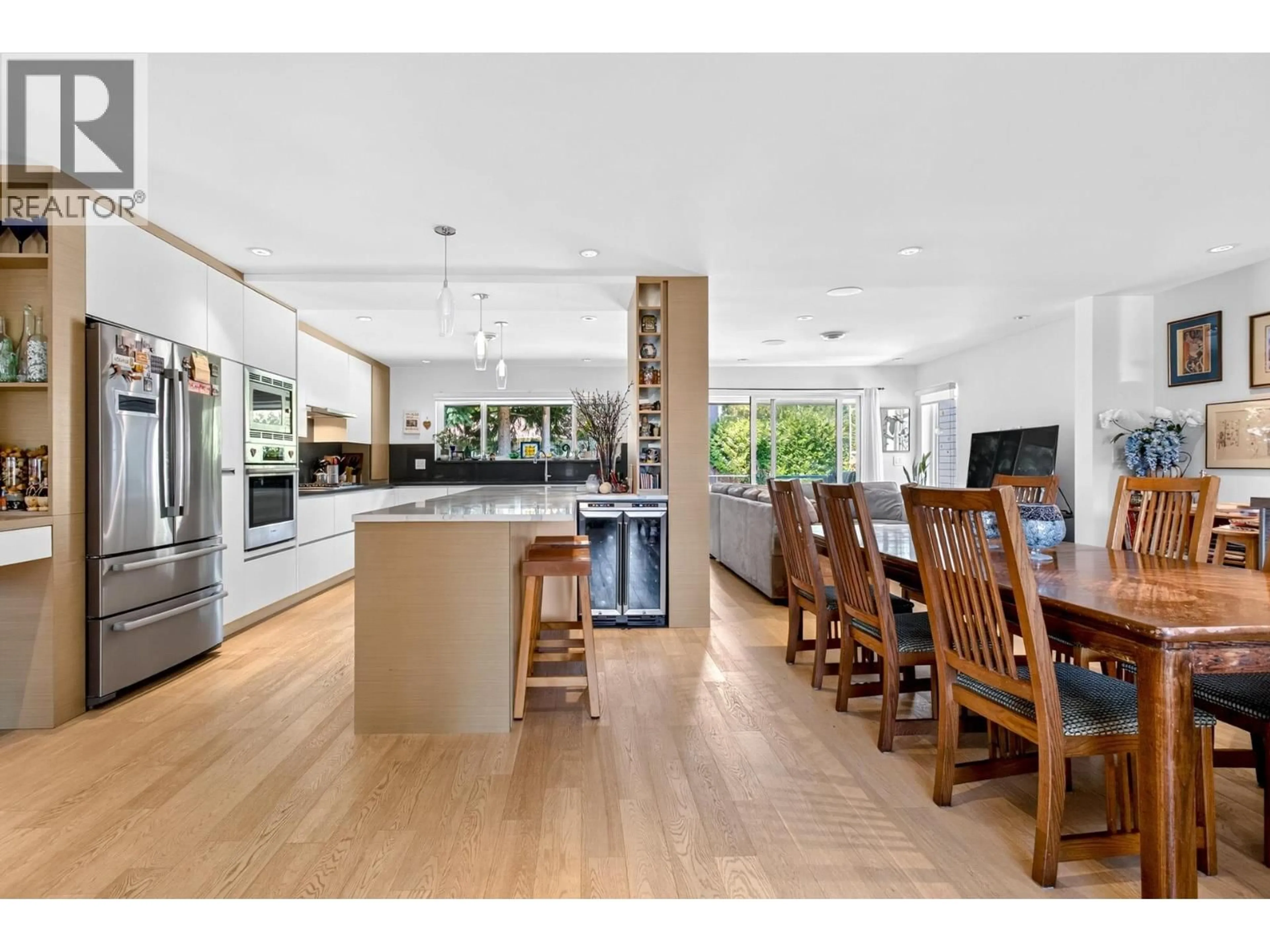 Open concept kitchen, wood/laminate floor for 1706 KILKENNY ROAD, North Vancouver British Columbia V7J1T9