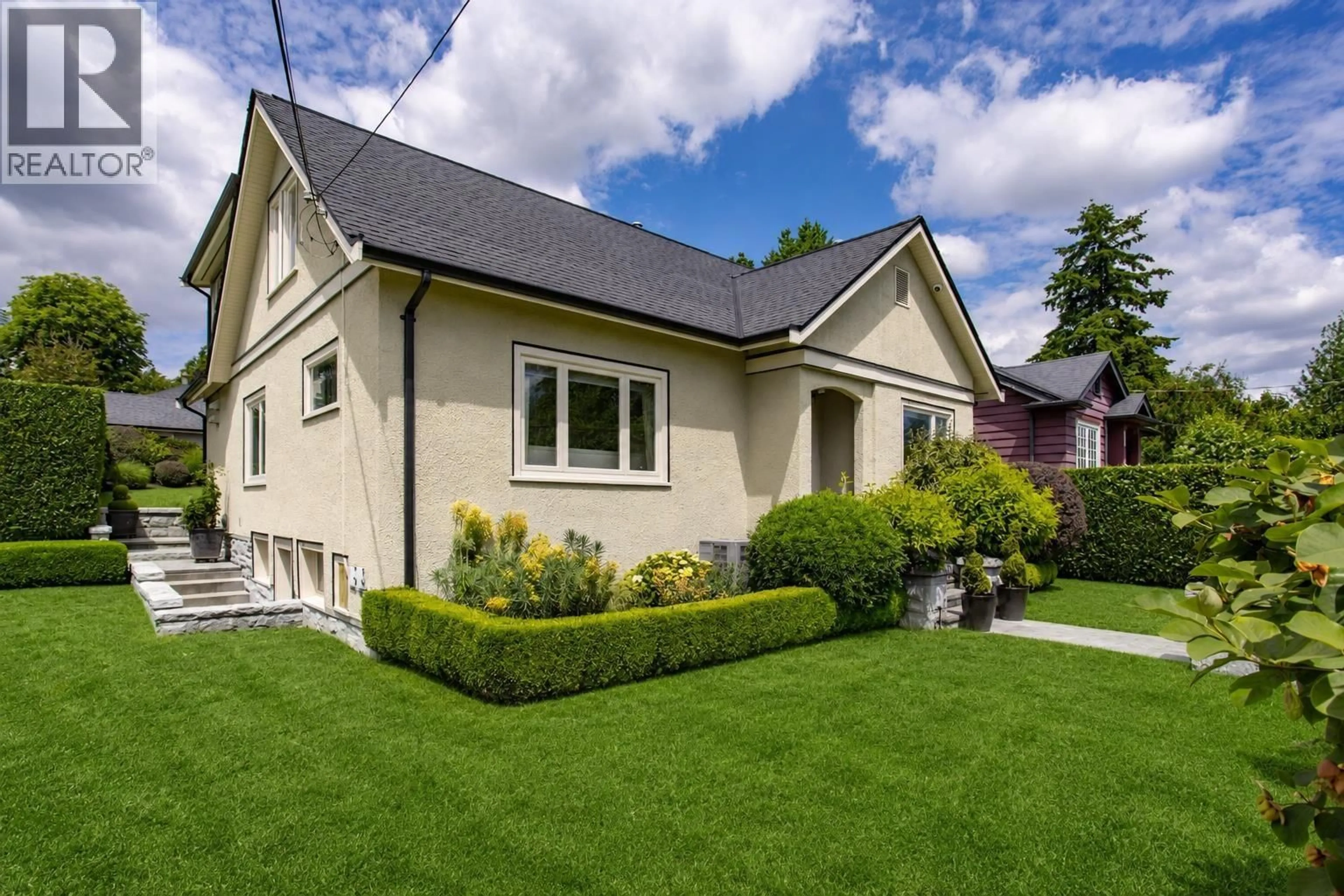 Home with vinyl exterior material, street for 1631 SEVENTH AVENUE, New Westminster British Columbia V3M2K6