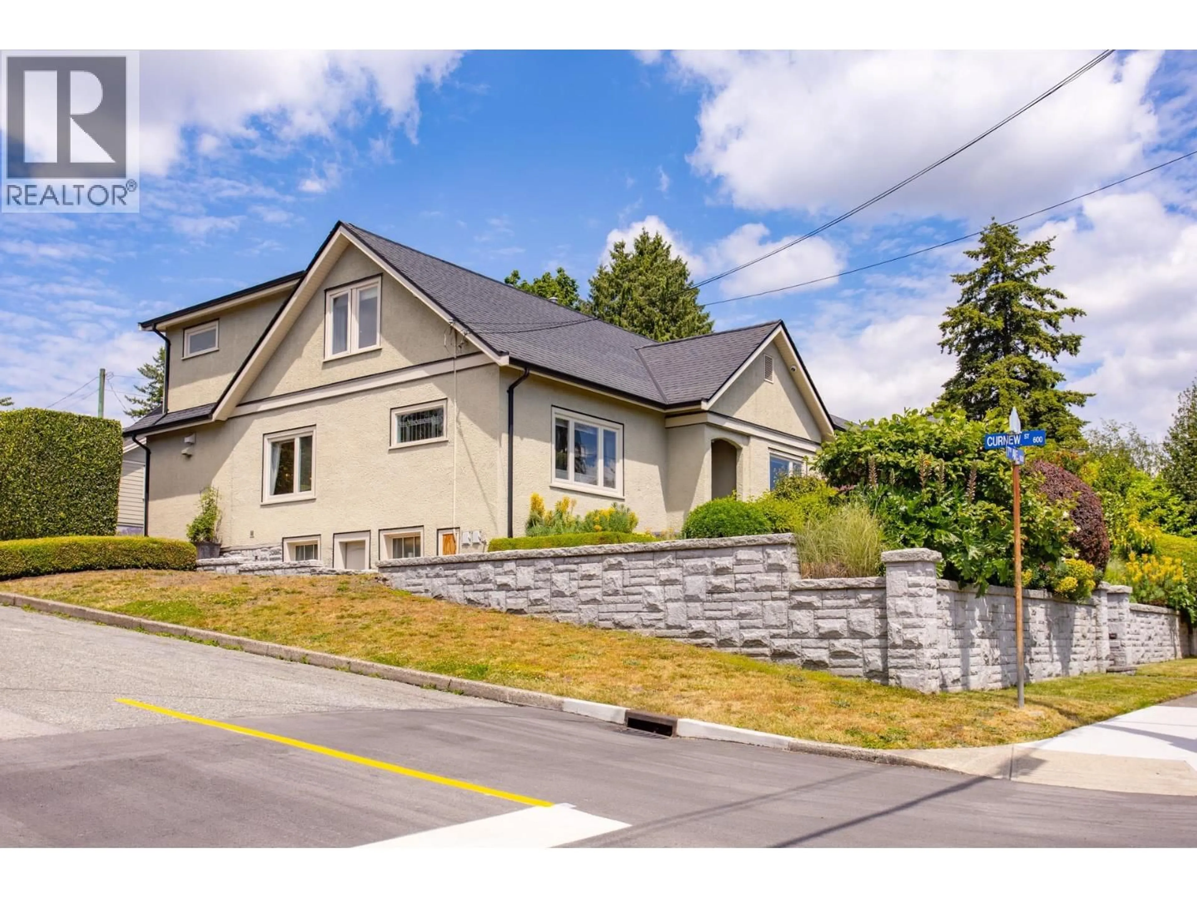 Home with vinyl exterior material, street for 1631 SEVENTH AVENUE, New Westminster British Columbia V3M2K6