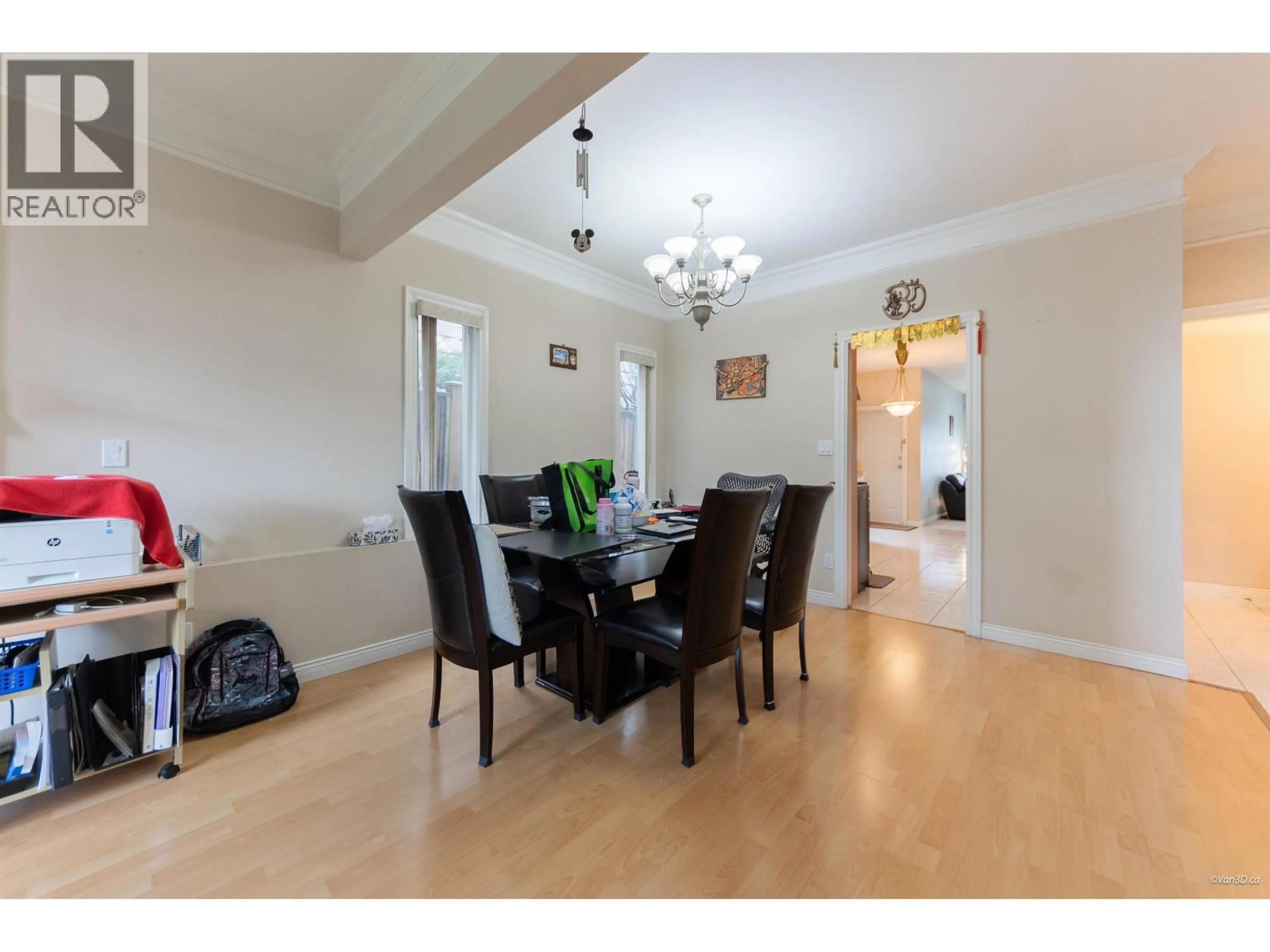 Dining room, wood/laminate floor for 4191 DOMINION STREET, Burnaby British Columbia V5G1C5