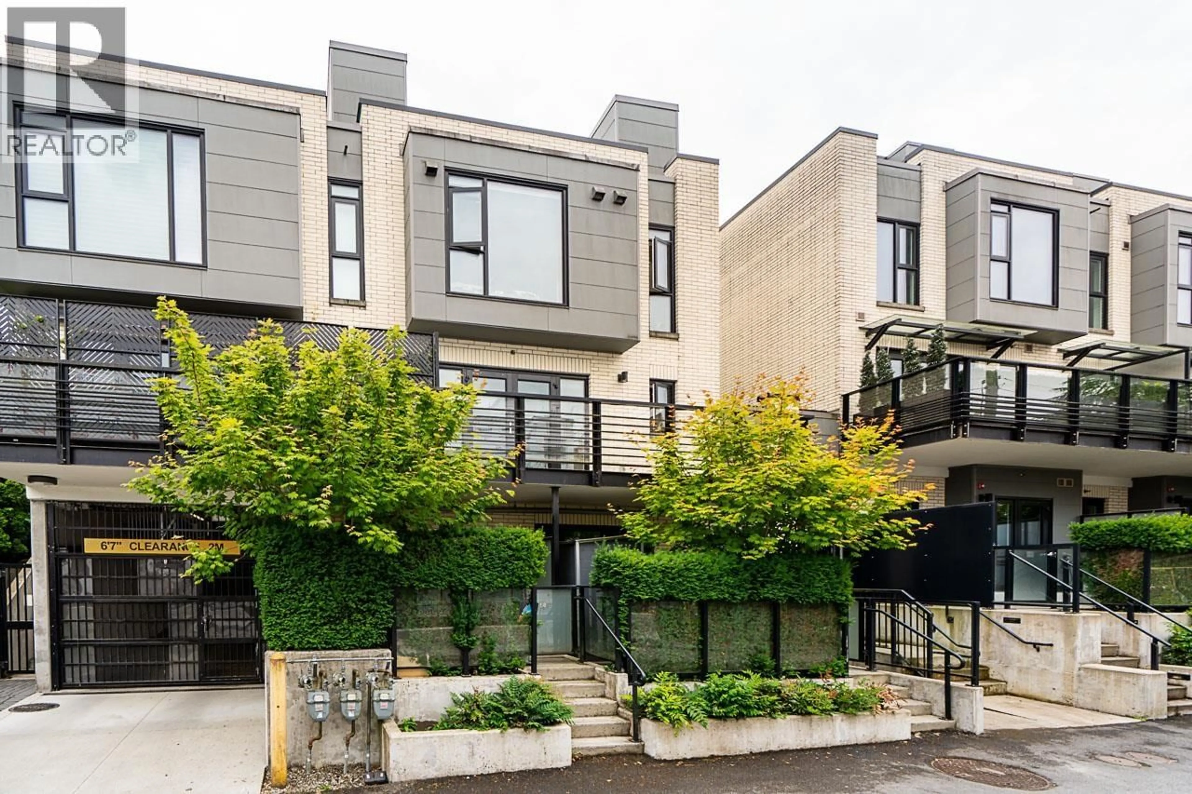 Patio, street for 2 - 589 KING EDWARD AVENUE, Vancouver British Columbia V5Z2C4