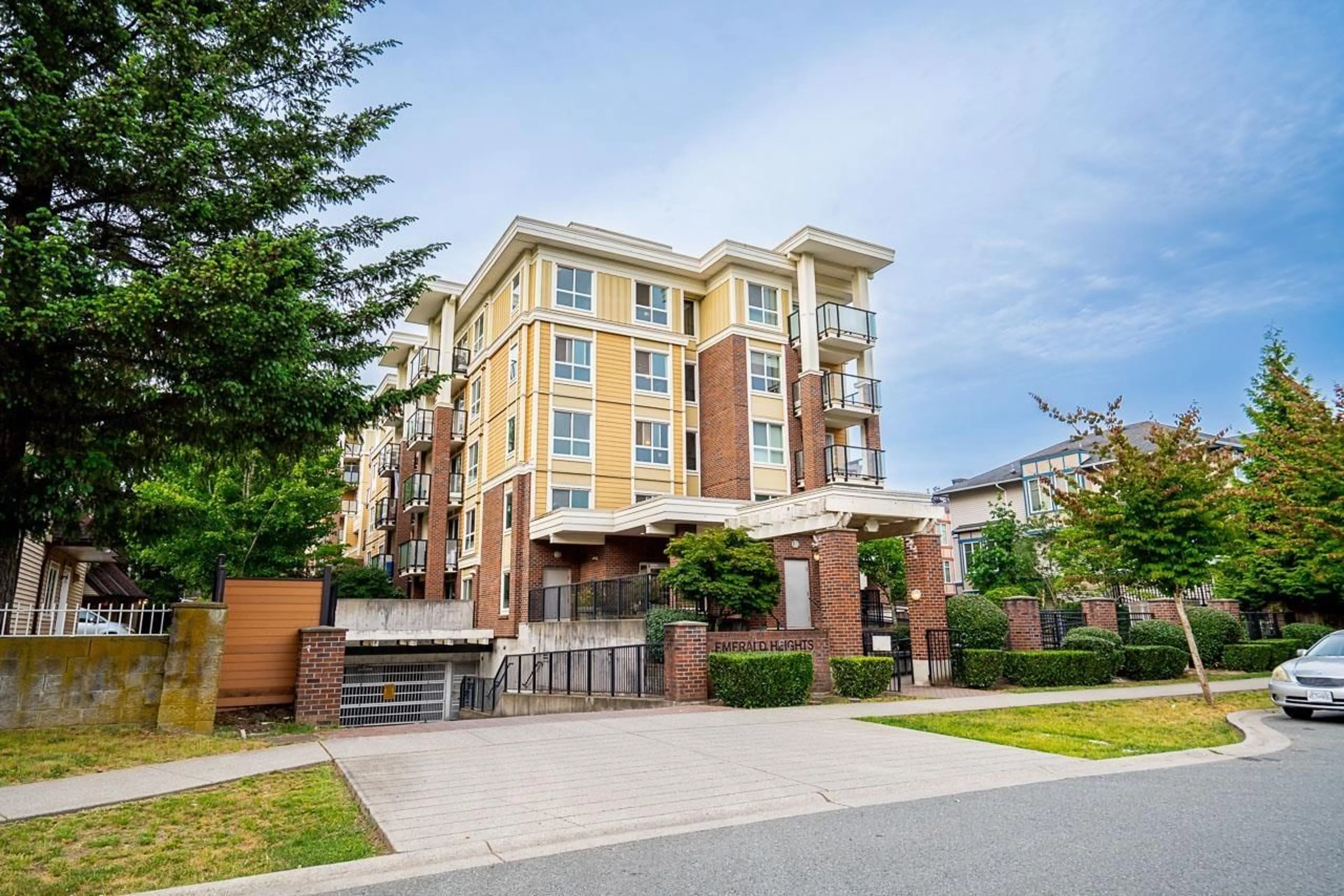 Unknown for #313 - 13883 LAUREL DRIVE, Surrey British Columbia V3T1A8
