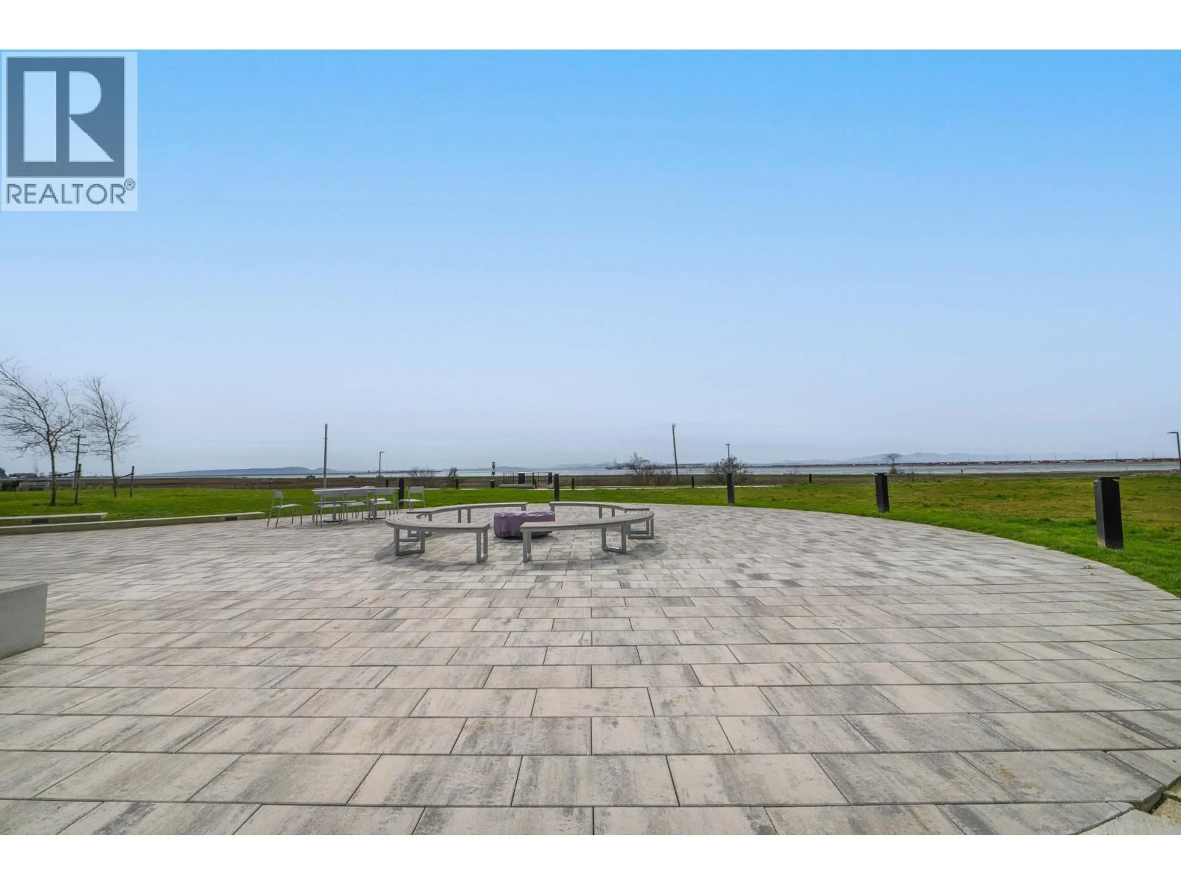 Patio, water/lake/river/ocean view for 101 - 2463 RABBIT DRIVE, Tsawwassen British Columbia V4M0G6