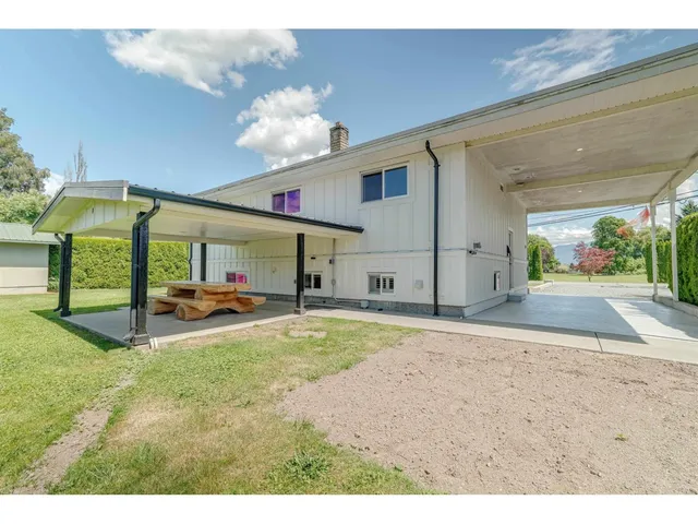 7135 SUMAS PRAIRIE ROAD, Sardis - Greendale 4