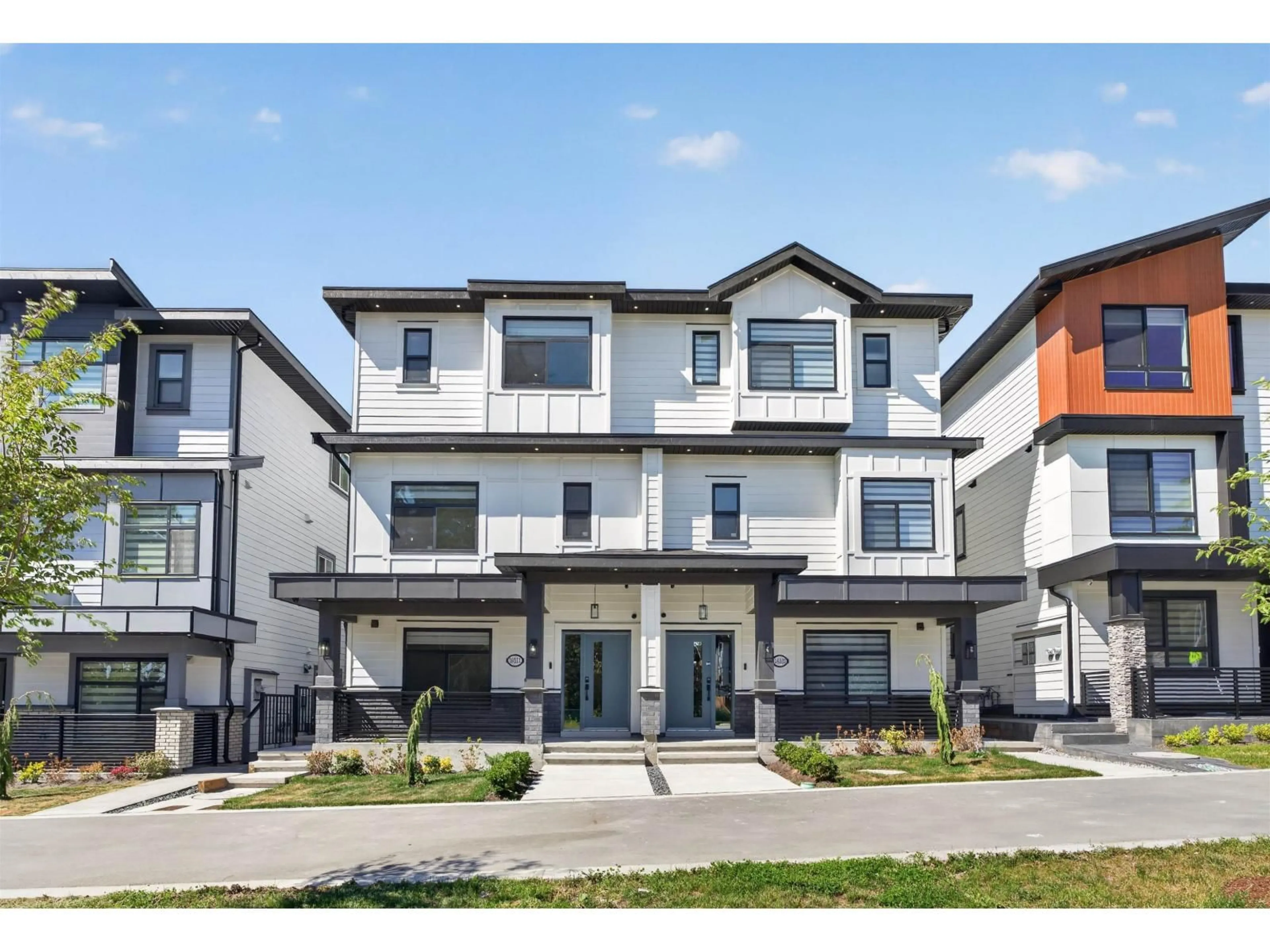 Unknown for 16511 20 AVENUE, Surrey British Columbia V3Z9M9