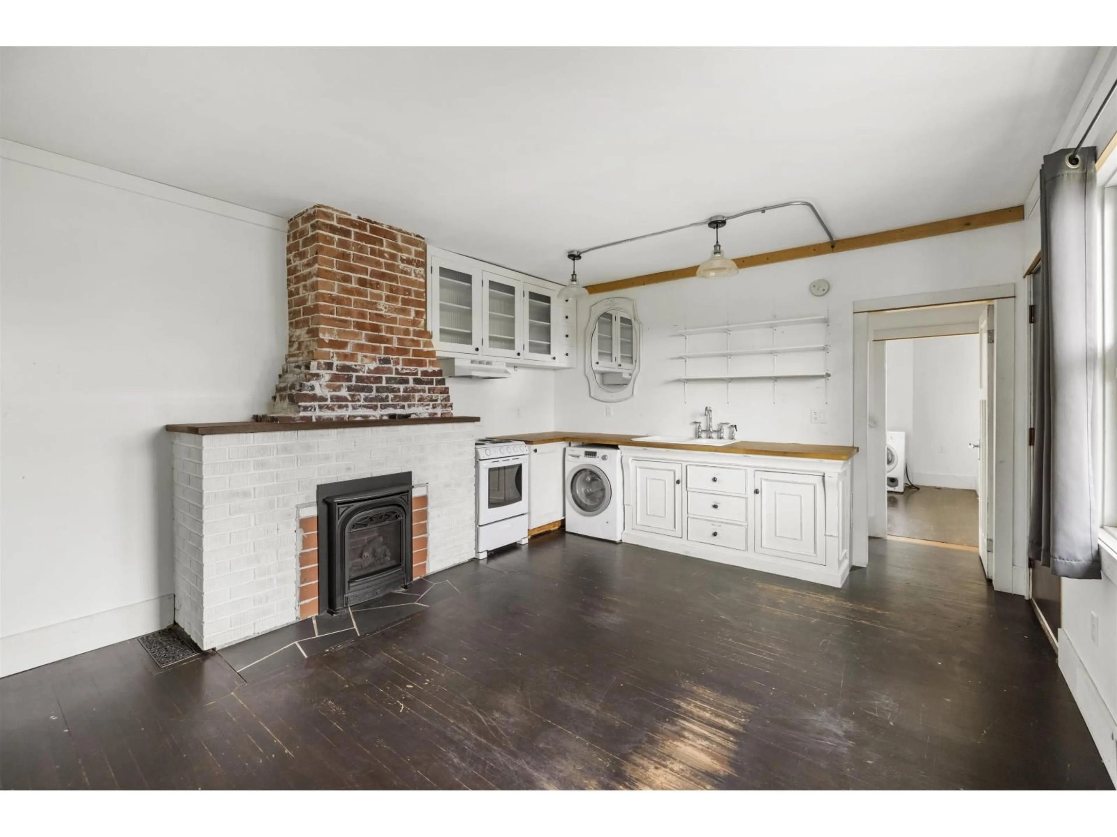 Open concept kitchen, unknown for 33433 3 AVENUE, Mission British Columbia V2V1P3