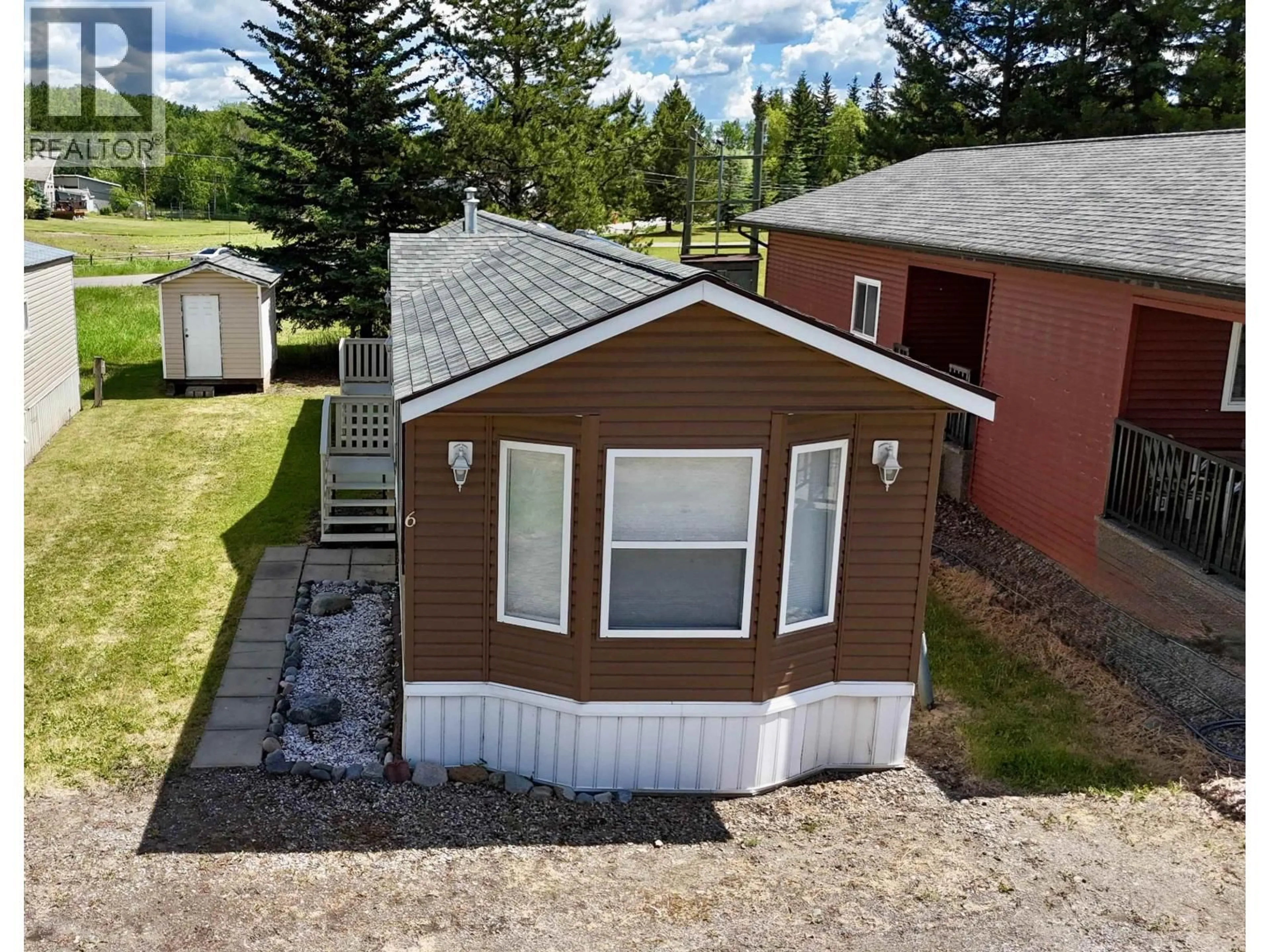 A pic from outside/outdoor area/front of a property/back of a property/a pic from drone, unknown for 6 - 176 NORTHSIDE ROAD, Vanderhoof British Columbia V0J3A2