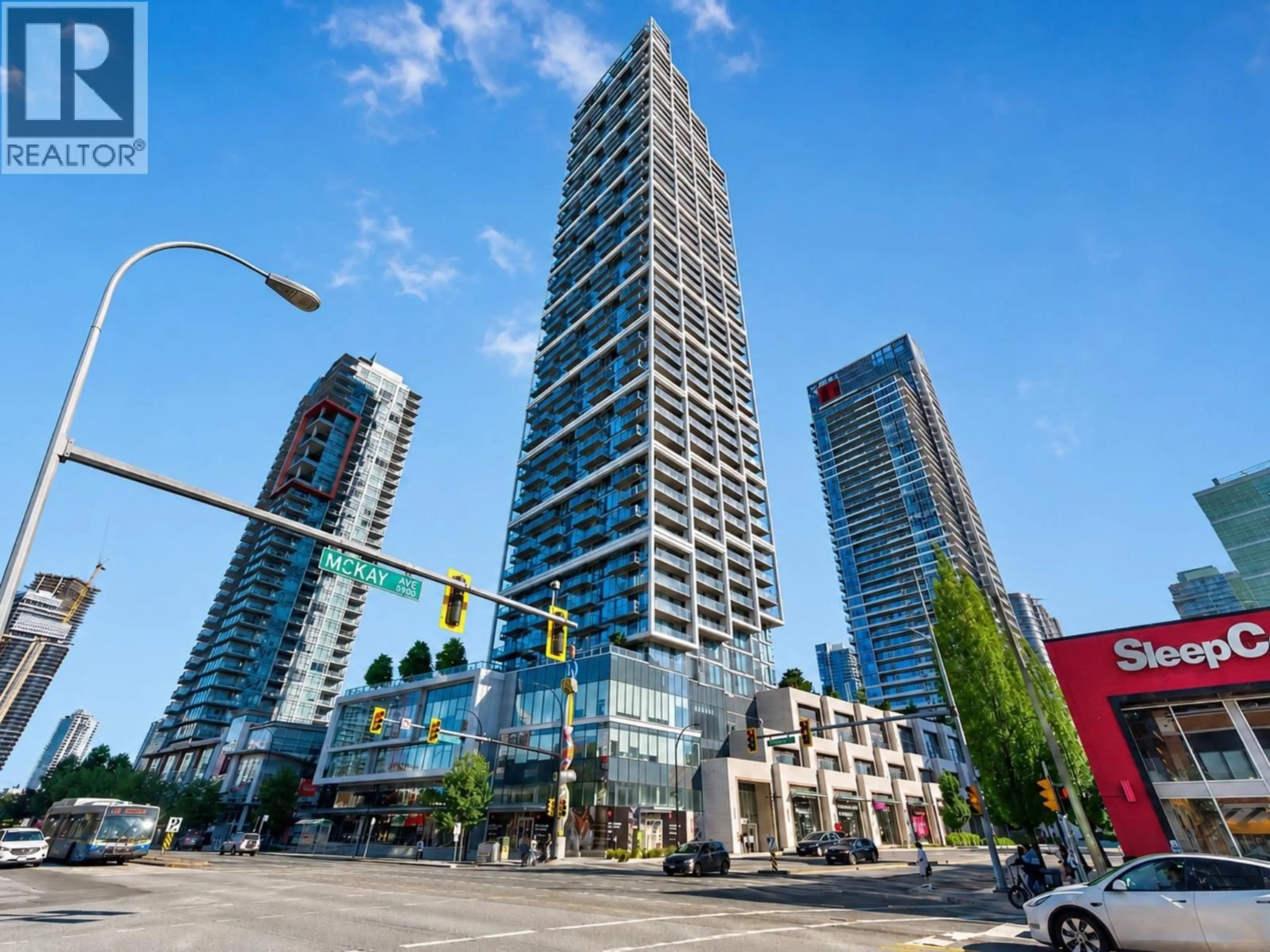 Indoor foyer for 2904 - 6000 MCKAY AVENUE, Burnaby British Columbia V5H0K2