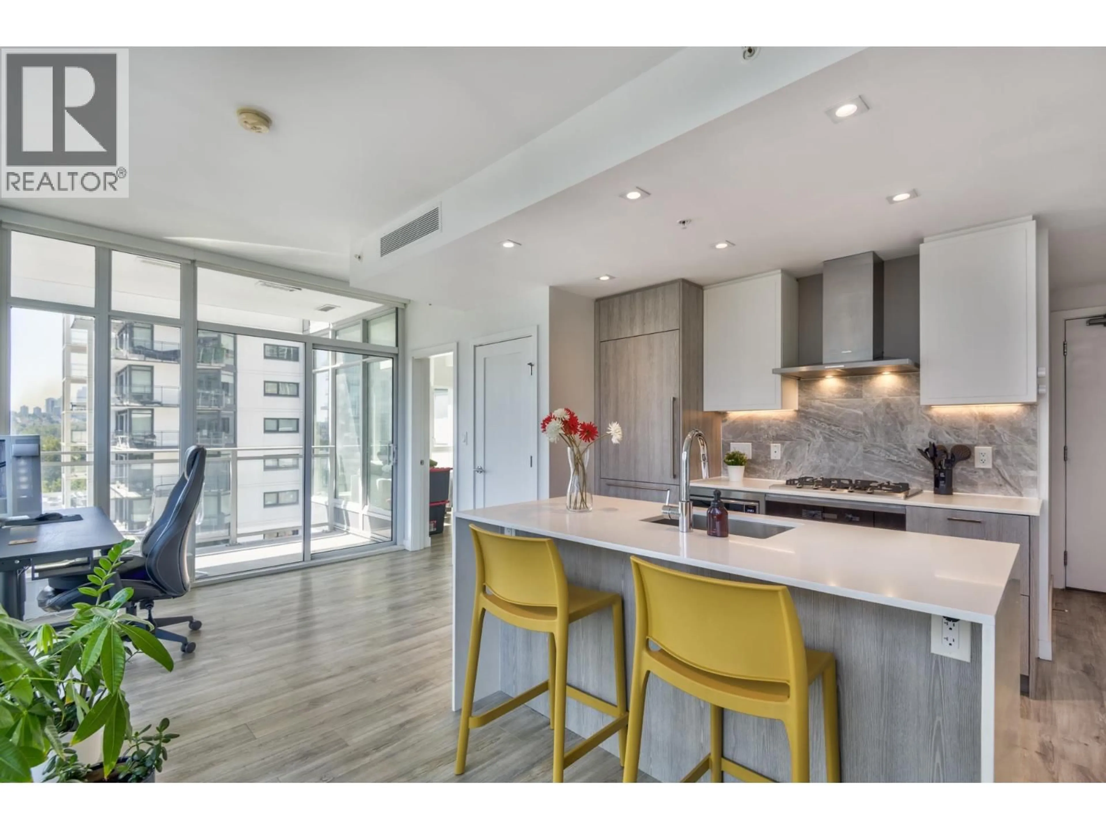 Open concept kitchen, unknown for 1301 - 2288 ALPHA AVENUE, Burnaby British Columbia V5C0L9