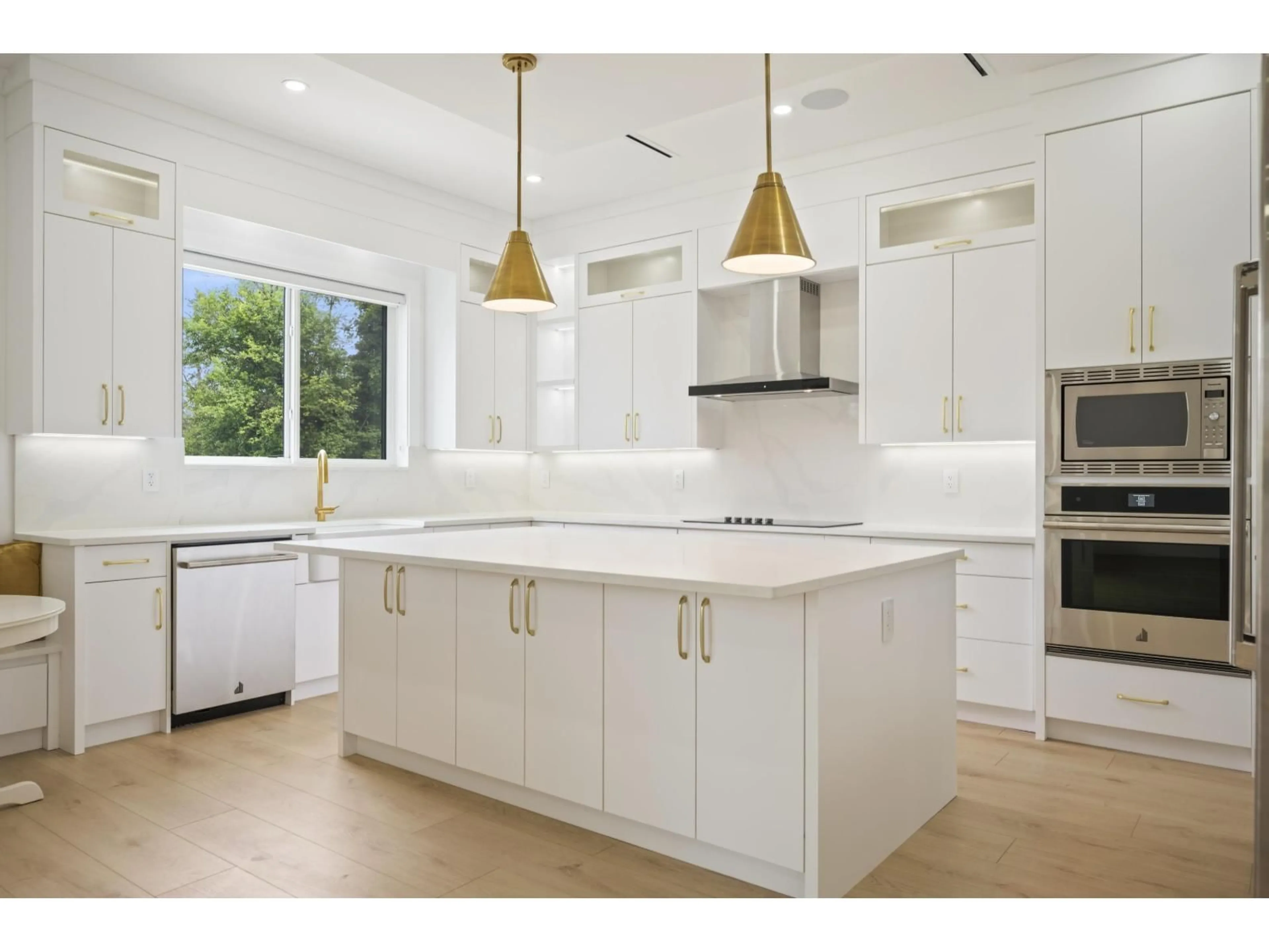 Open concept kitchen, unknown for 10116 172A STREET, Surrey British Columbia V4N4H6
