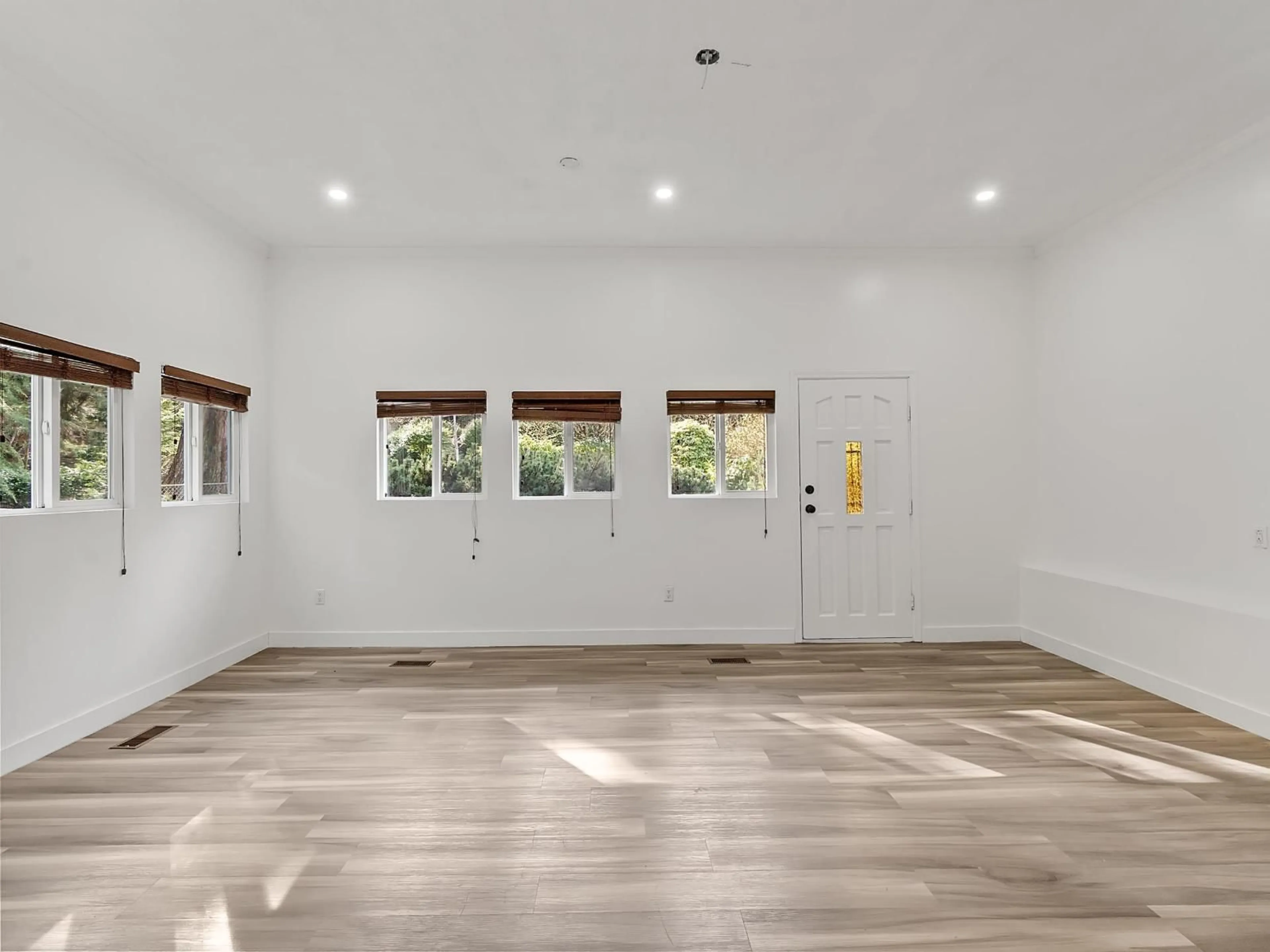 A pic of a room for 3316 140 STREET, Surrey British Columbia V4P2A8
