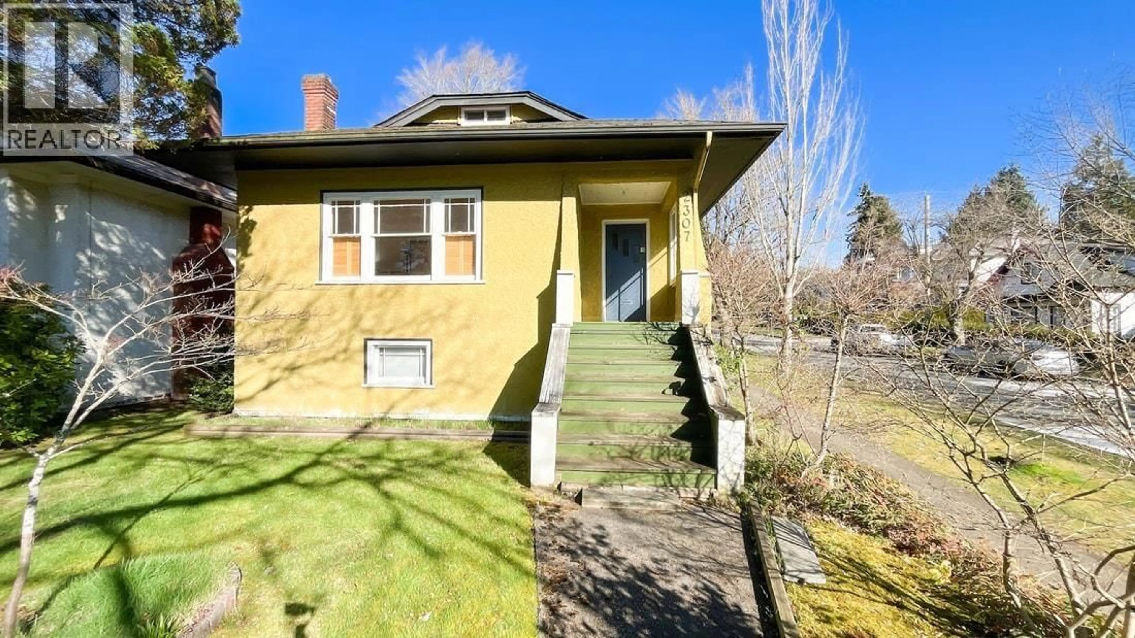 Unknown for 2307 47TH AVENUE, Vancouver British Columbia V6M2N1