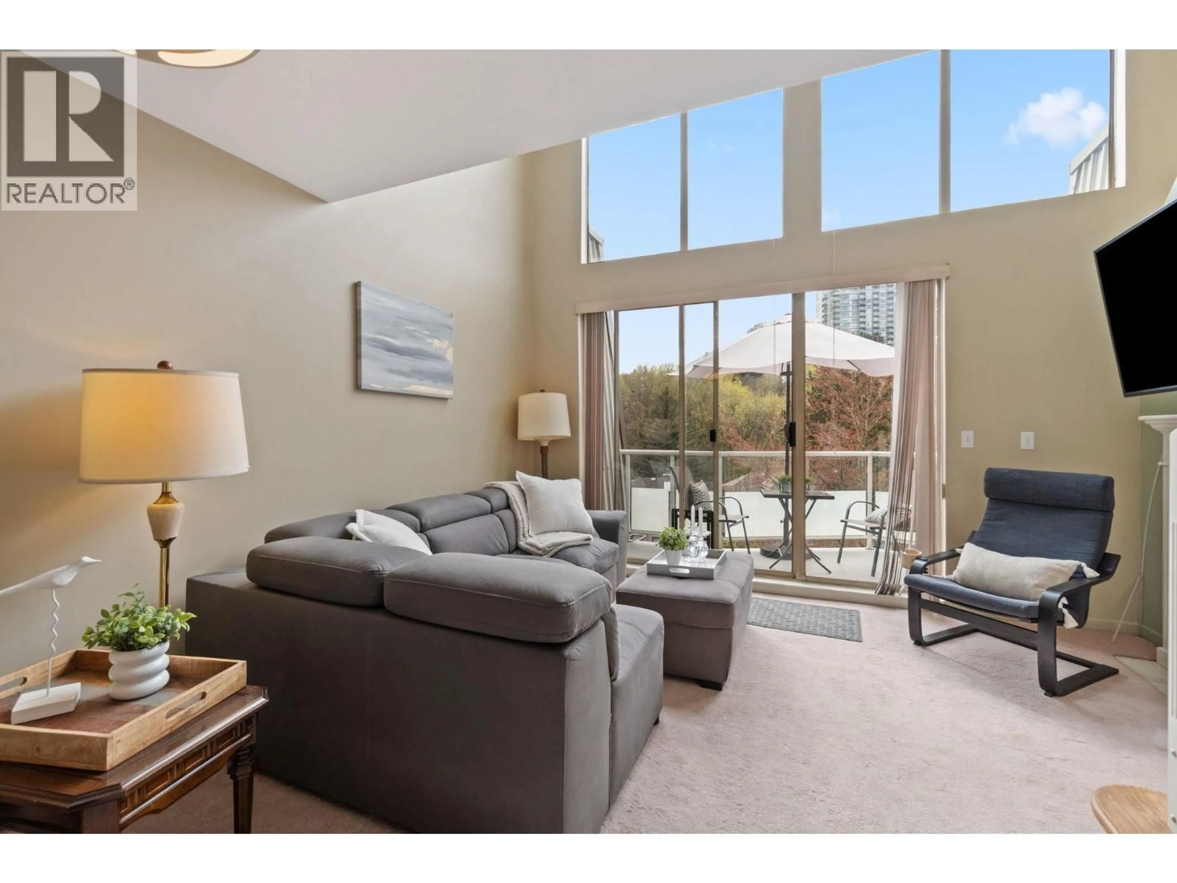 Living room with furniture, unknown for 402 - 60 RICHMOND STREET, New Westminster British Columbia V3L5R7