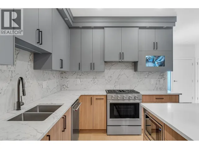 4 - 6176 ELGIN AVENUE, Burnaby 3