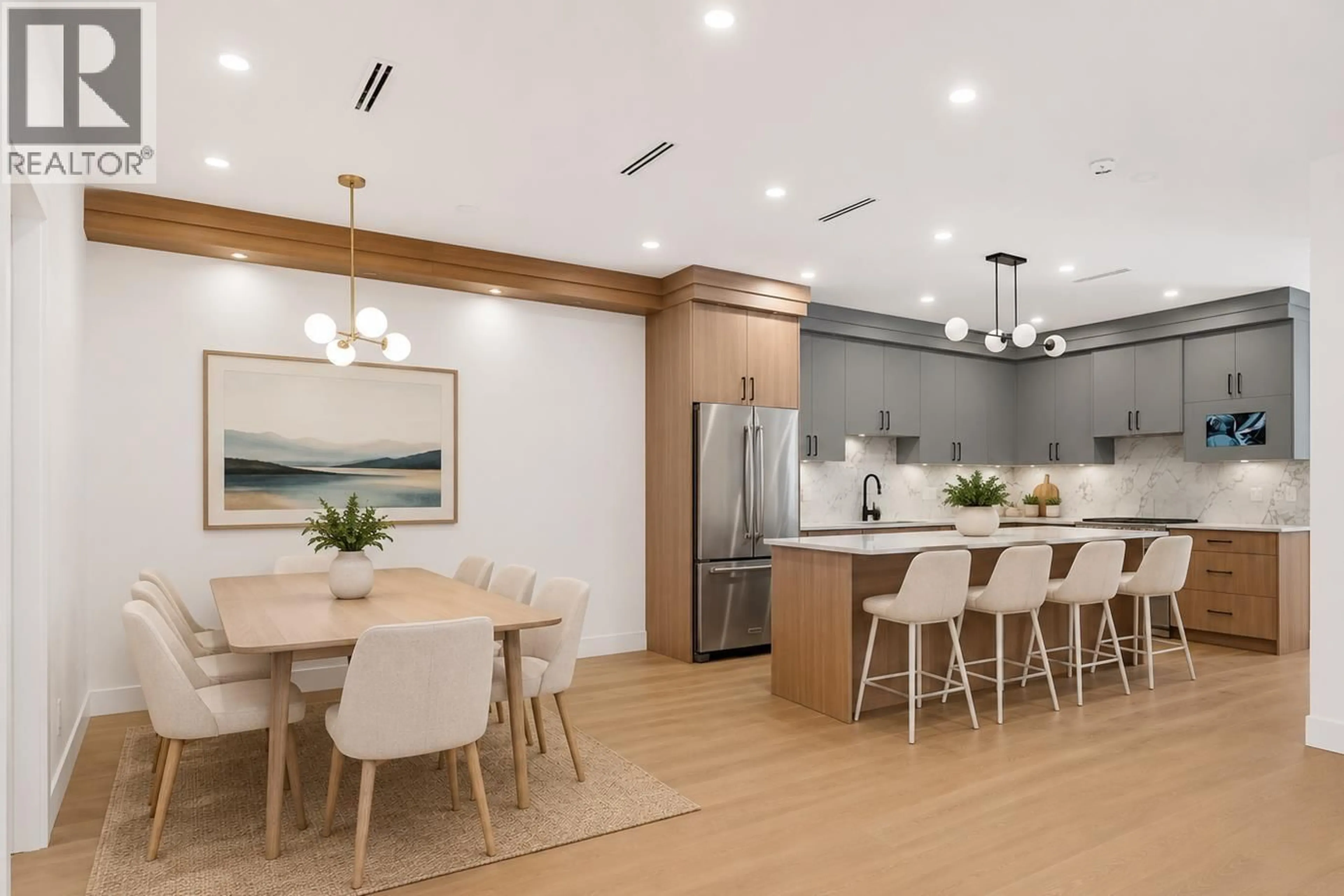 Open concept kitchen, wood/laminate floor for 4 - 6176 ELGIN AVENUE, Burnaby British Columbia V5H3S4
