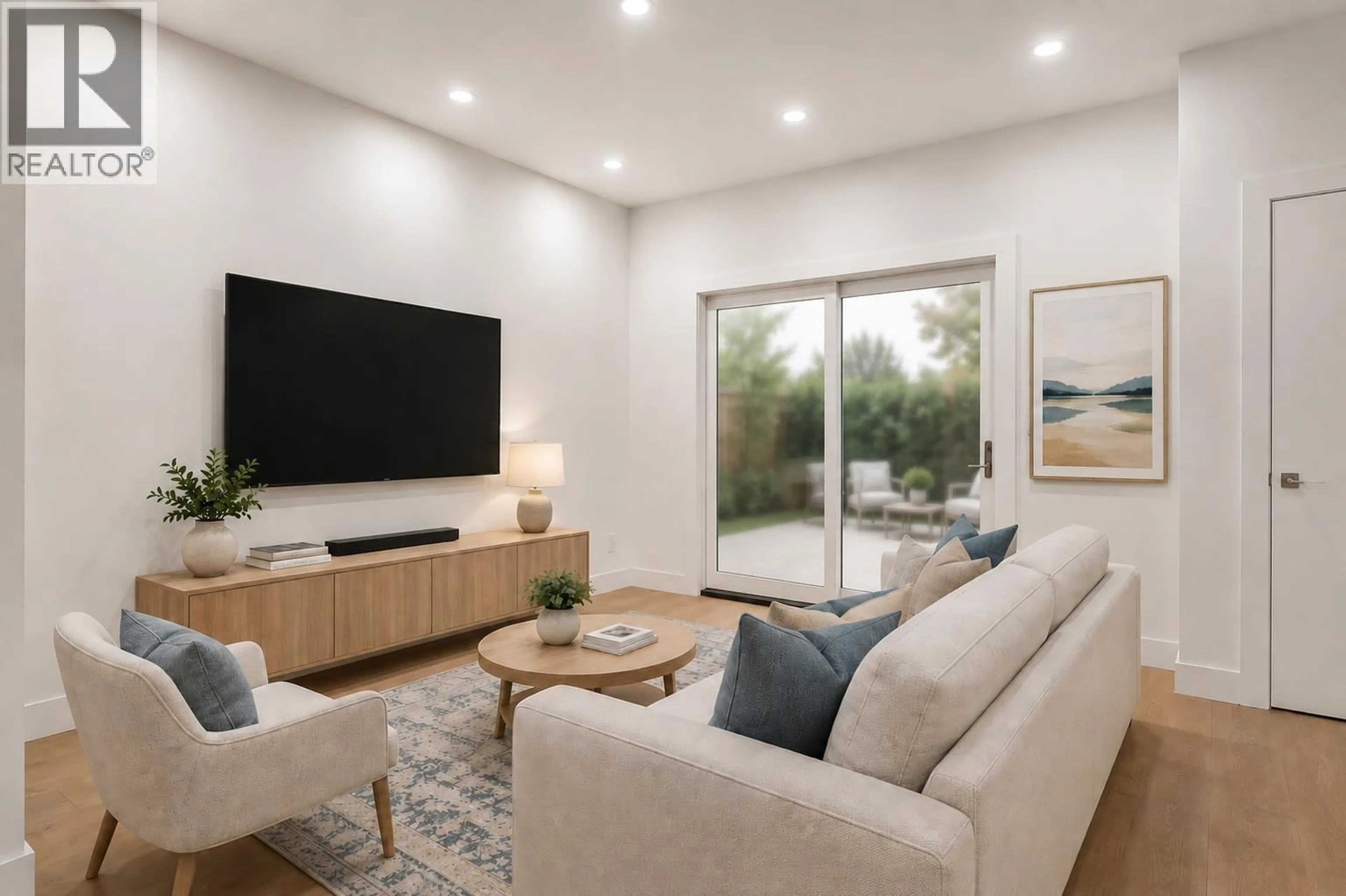 Living room with furniture, unknown for 4 - 6176 ELGIN AVENUE, Burnaby British Columbia V5H3S4
