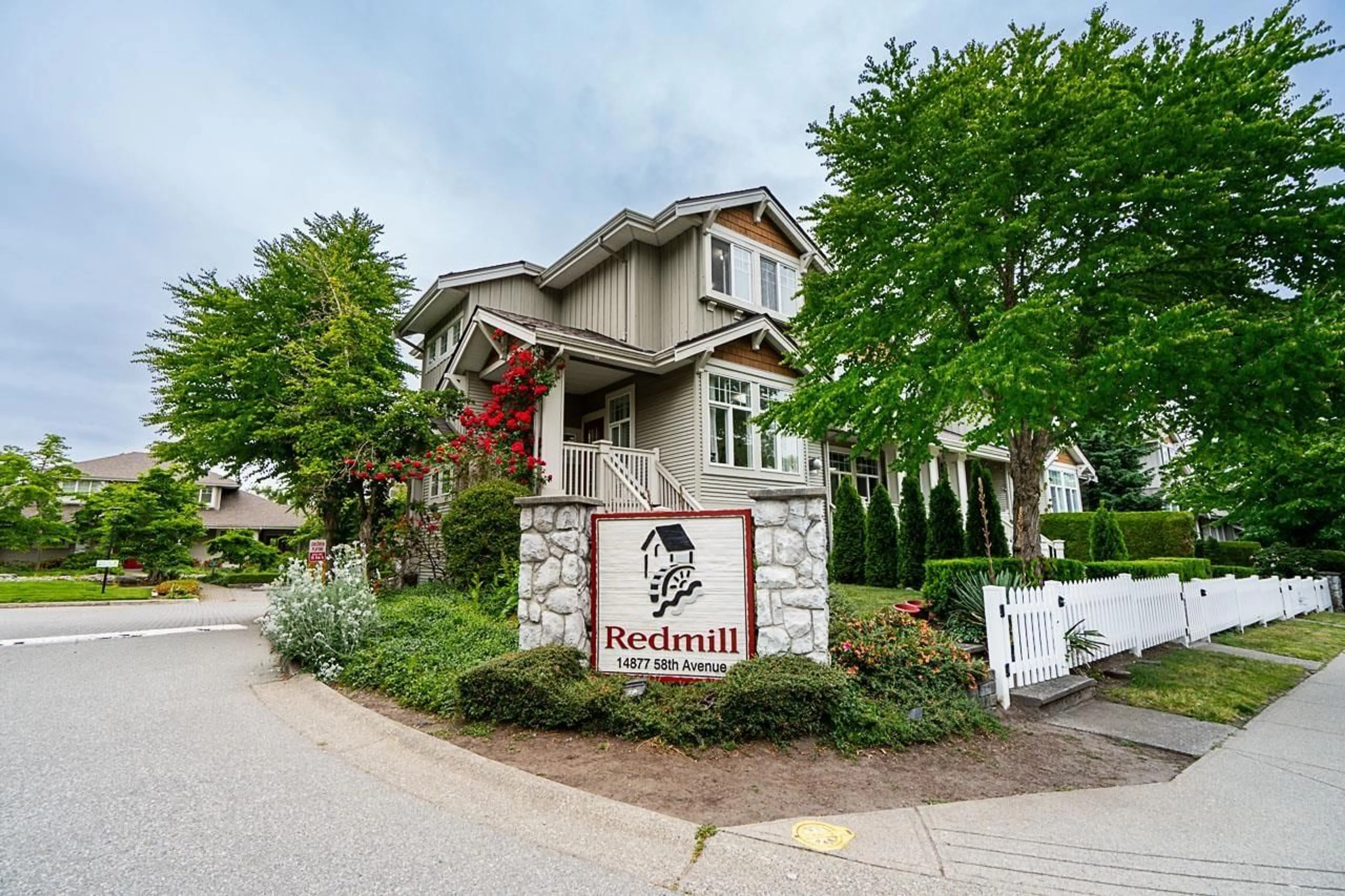 Unknown for 1 - 14877 58 AVENUE, Surrey British Columbia V3S8Y9