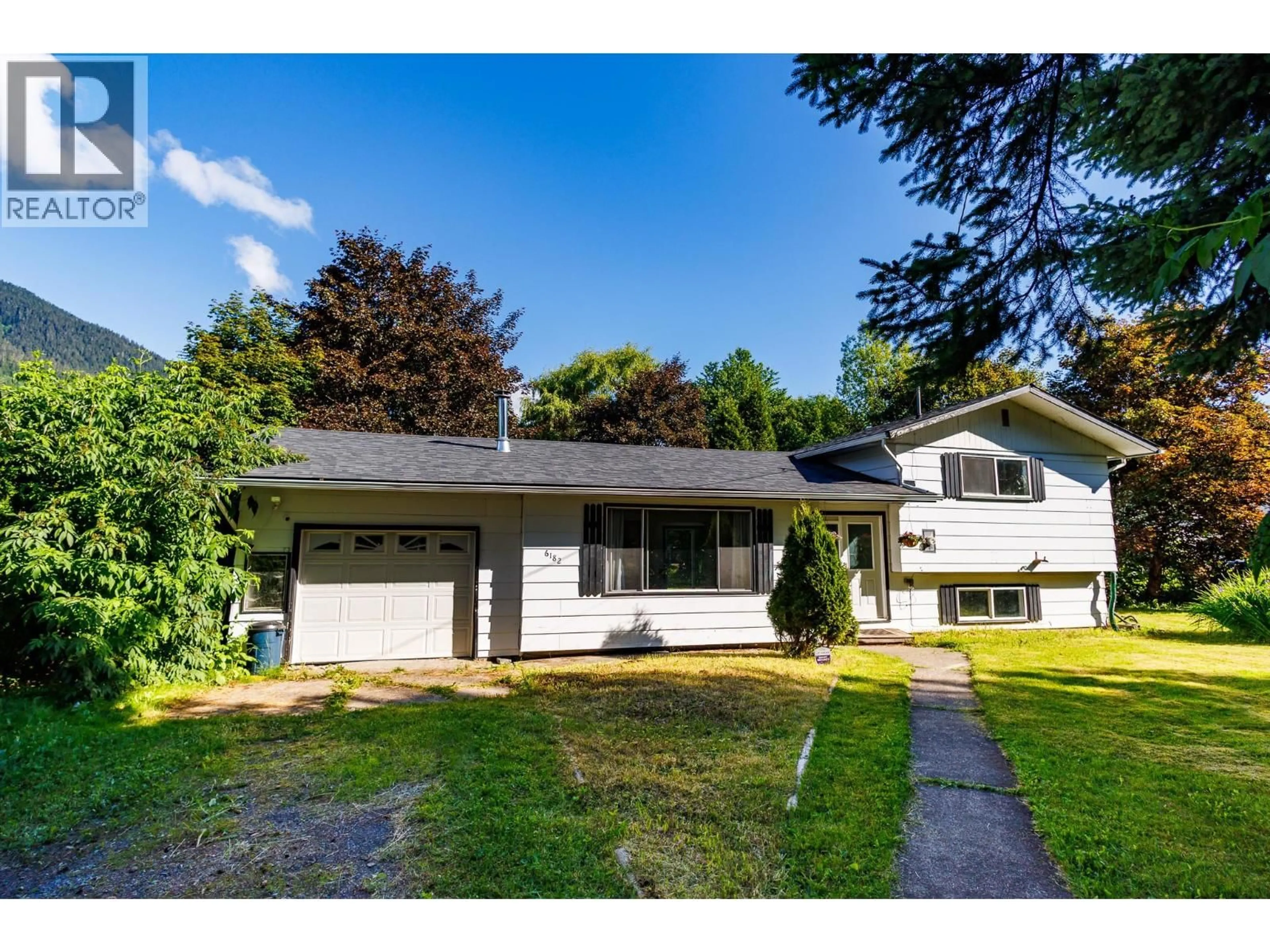 A pic from outside/outdoor area/front of a property/back of a property/a pic from drone, street for 6182 KILBY ROAD, Terrace British Columbia V8G0E1