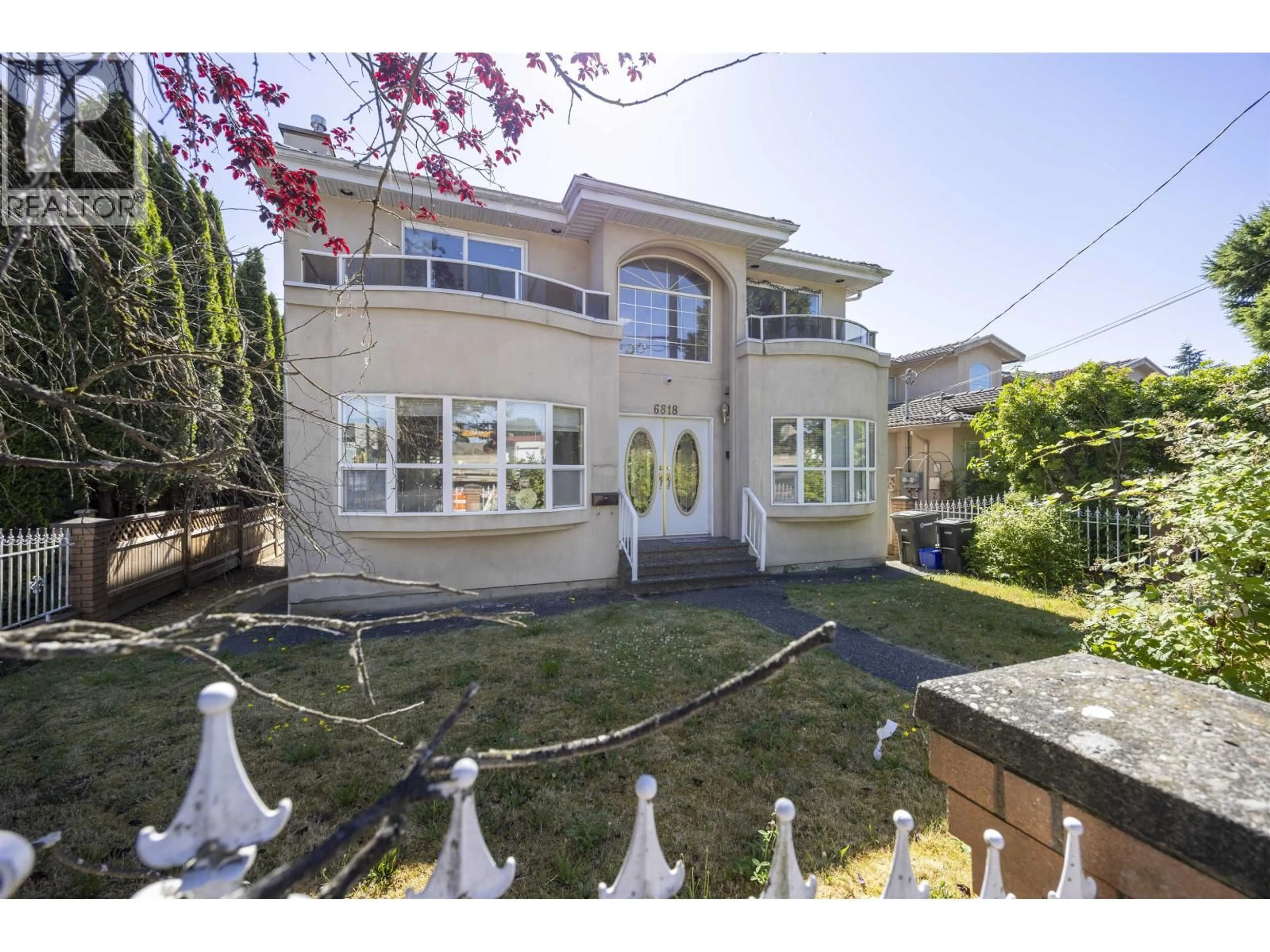 Unknown for 6818 GILLEY AVENUE, Burnaby British Columbia V5J4W7