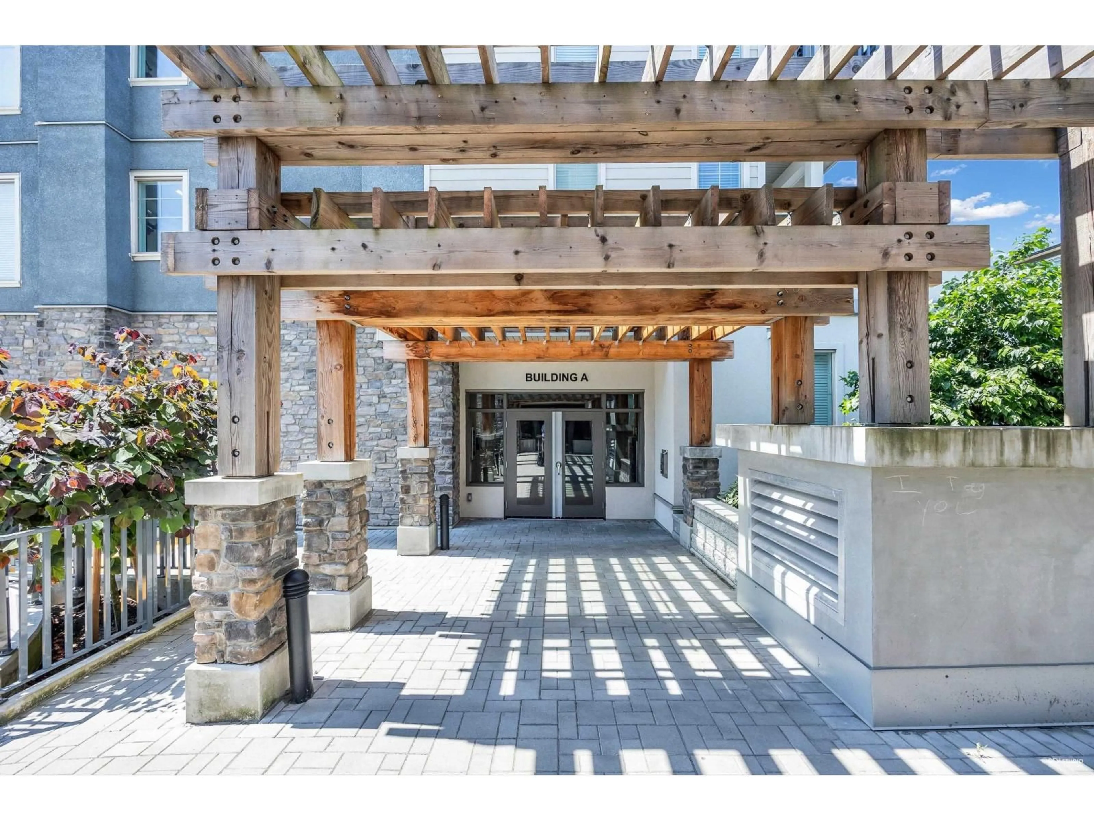 Indoor foyer for A303 - 20487 65 AVENUE, Langley British Columbia V2Y3K5